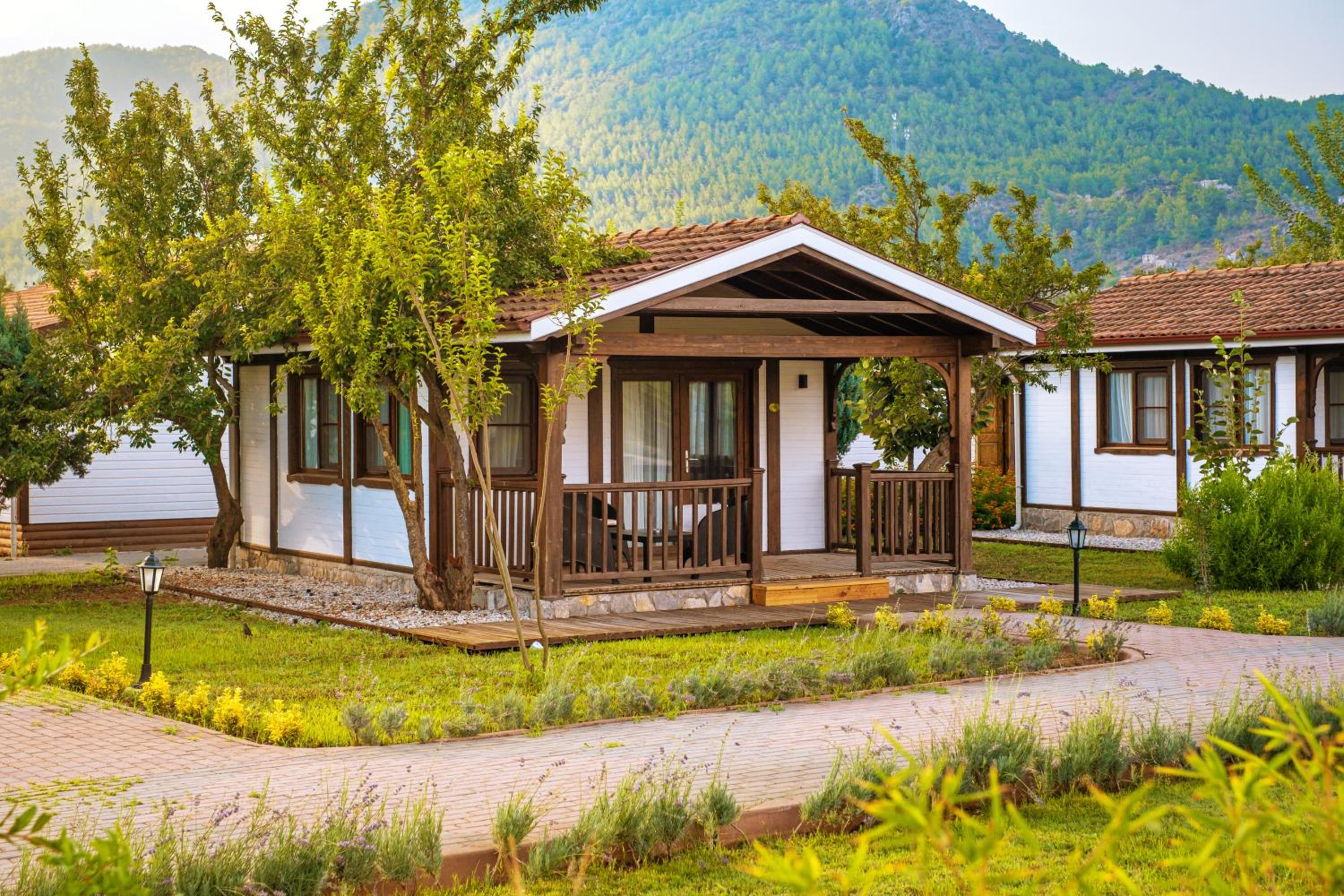 Bungalow With Patio - Photo 43