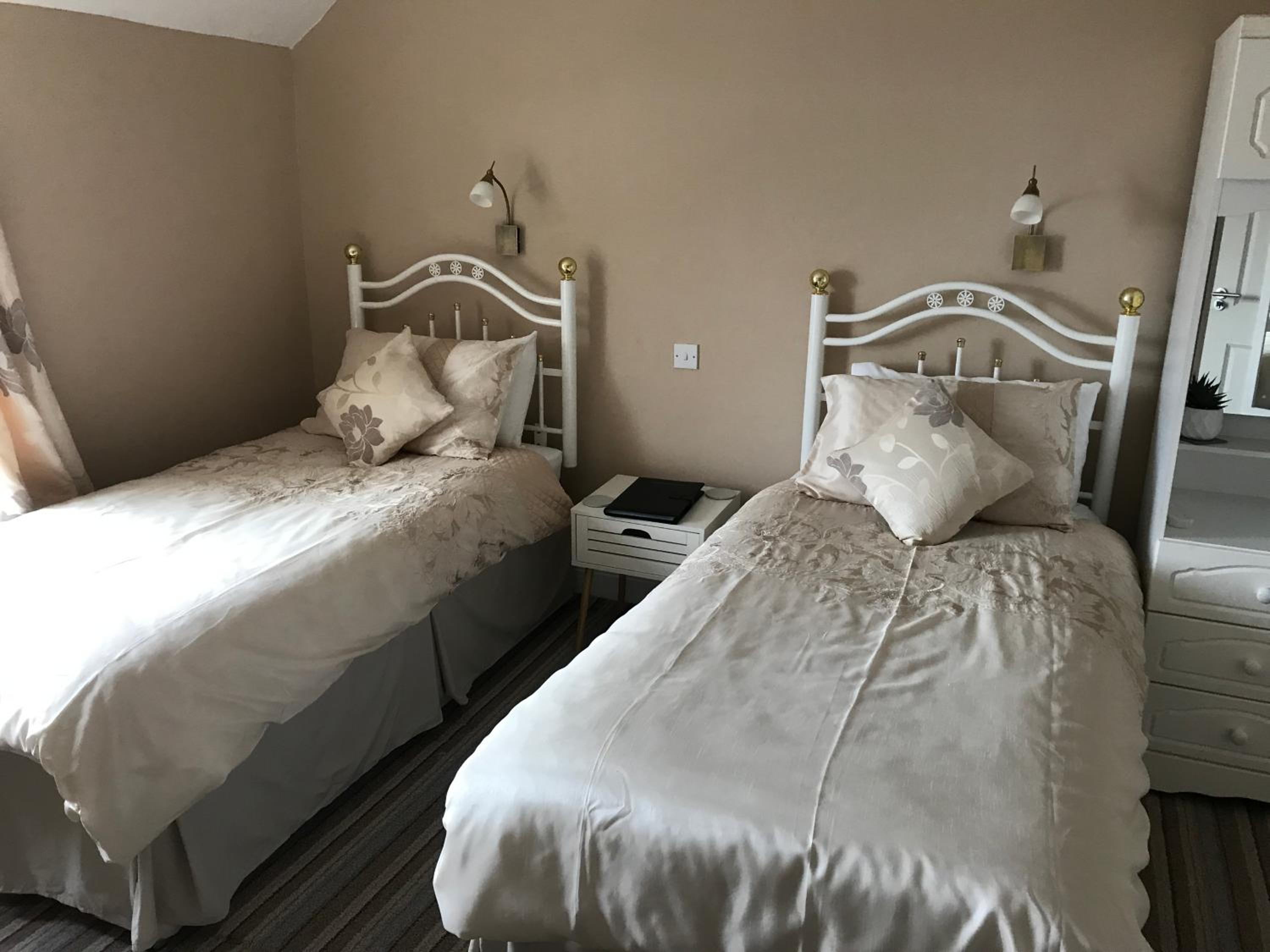 Standard Twin Room with Sea View photo 1