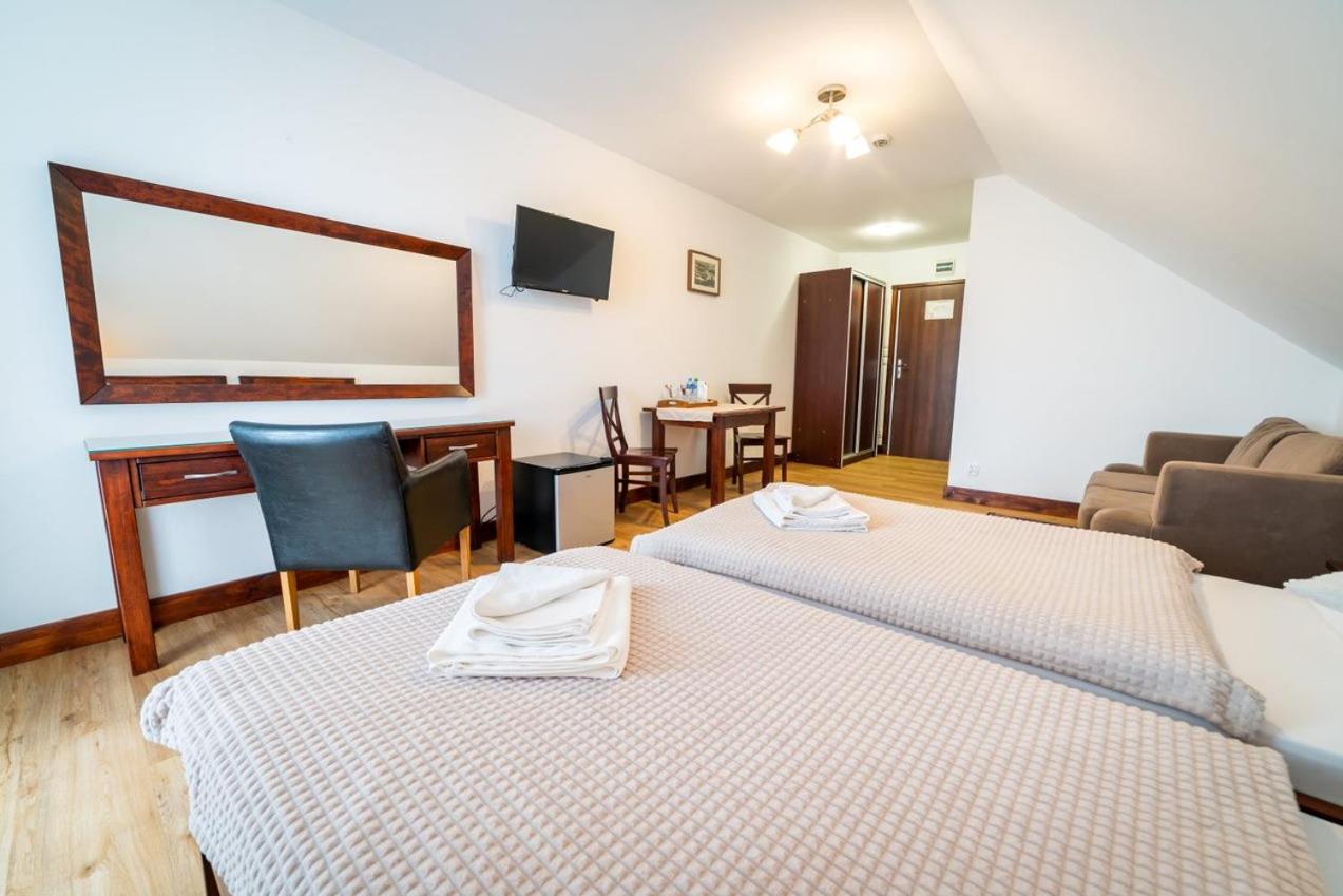 Deluxe Double Room with Extra Bed photo 1