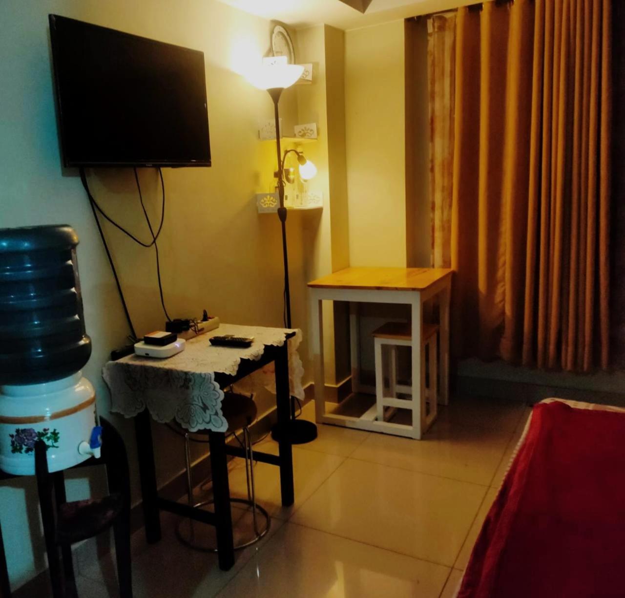 One-Bedroom Apartment - Photo 5
