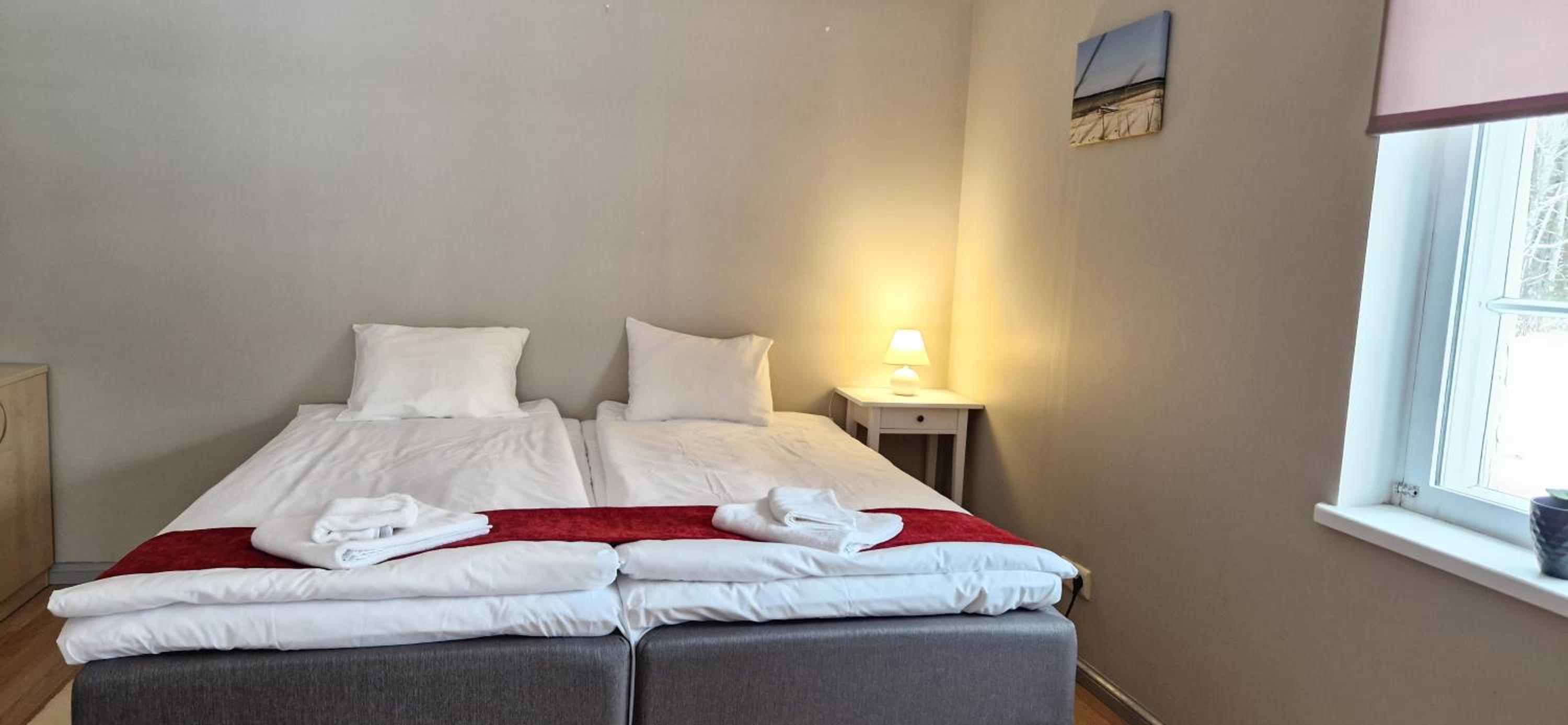 Two-Bedroom Apartment - Photo 9