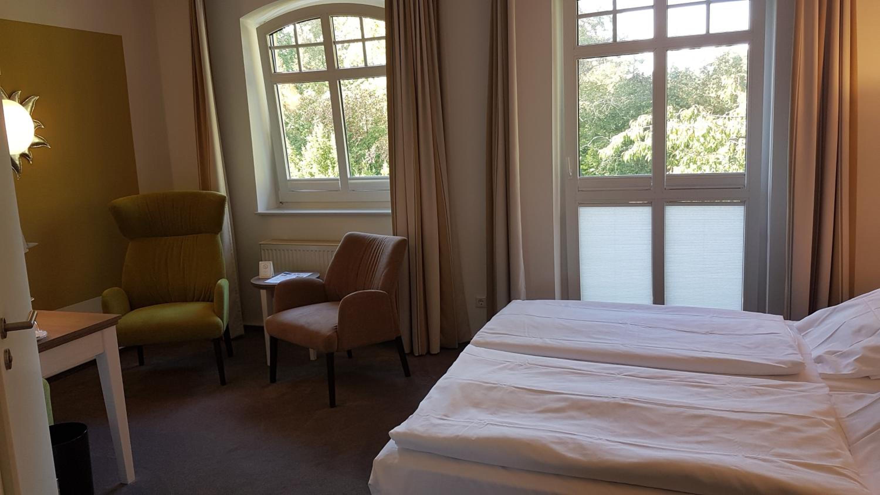 Superior Double Room with Balcony - Photo 1