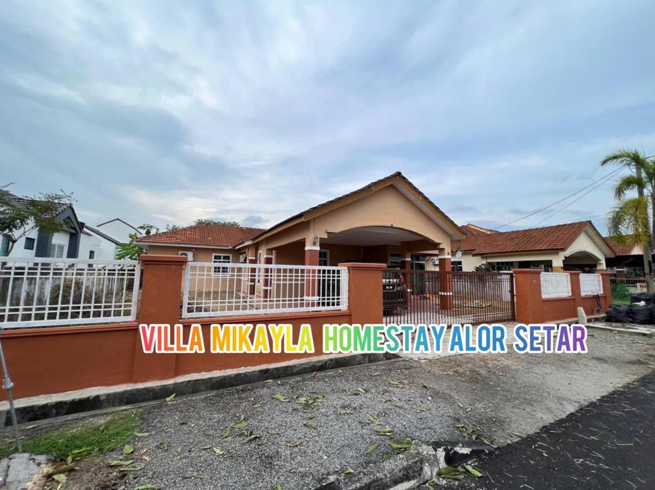 Three-Bedroom Villa photo 1
