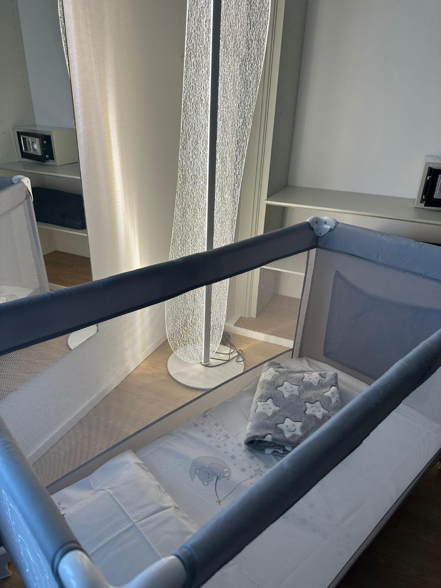 Double or Twin Room with Extra Bed - Photo 2