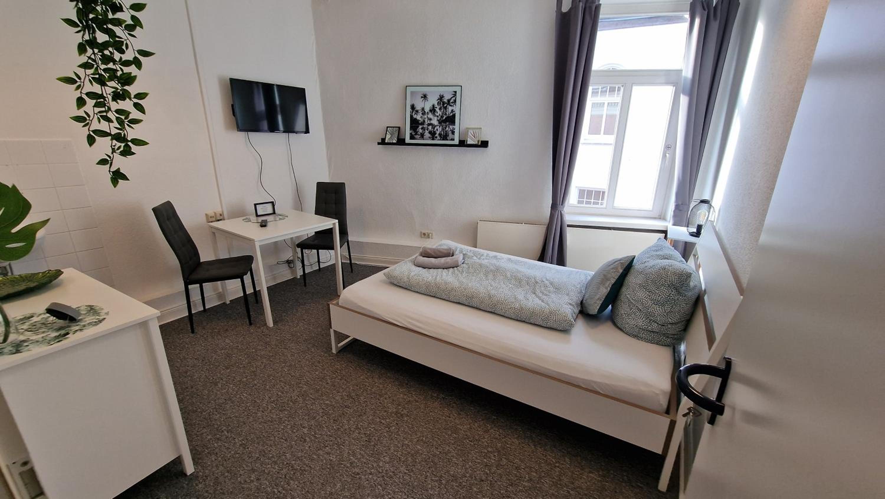 Standard Double Room with Shared Bathroom photo 1
