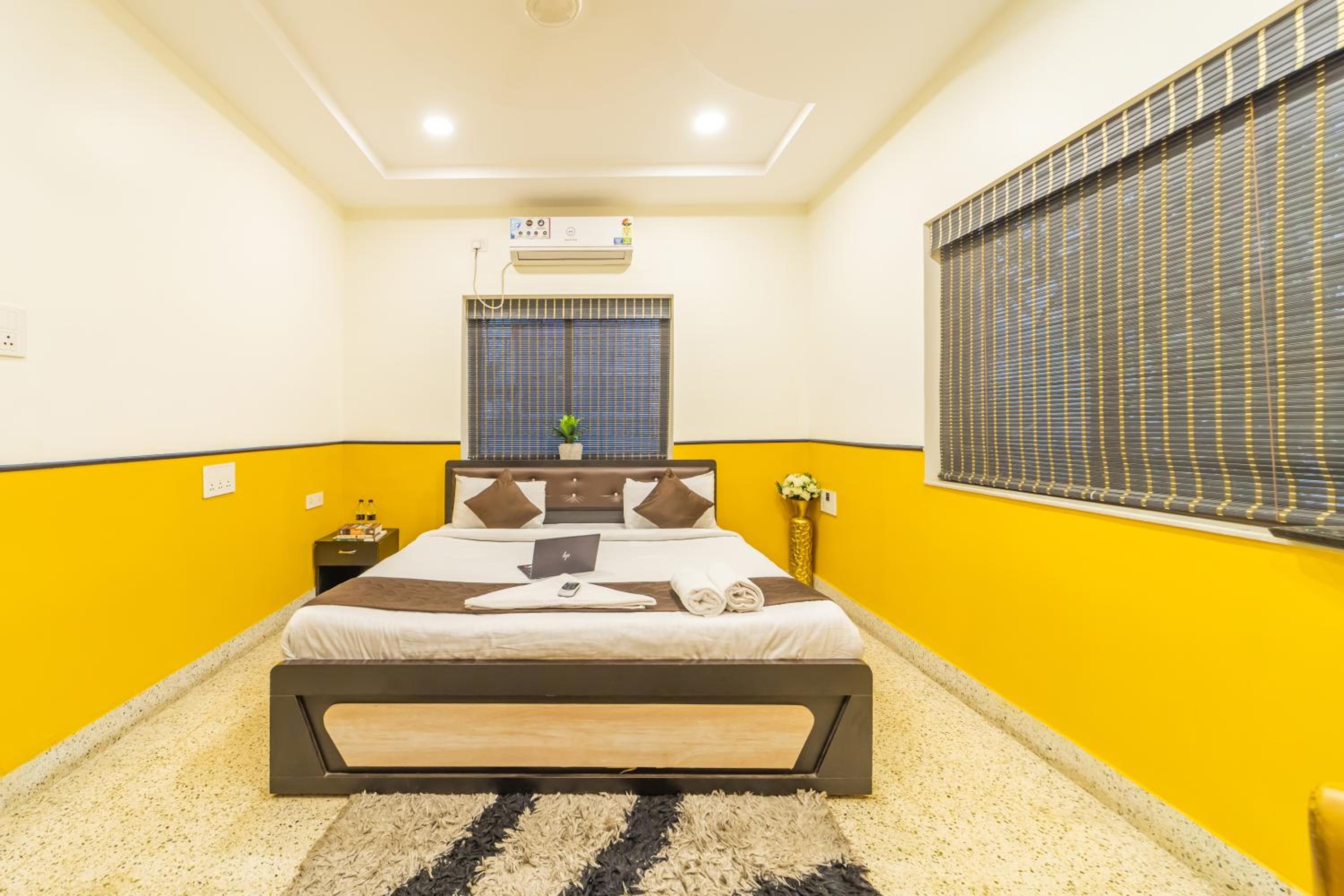 Deluxe Double Room - Photo 8