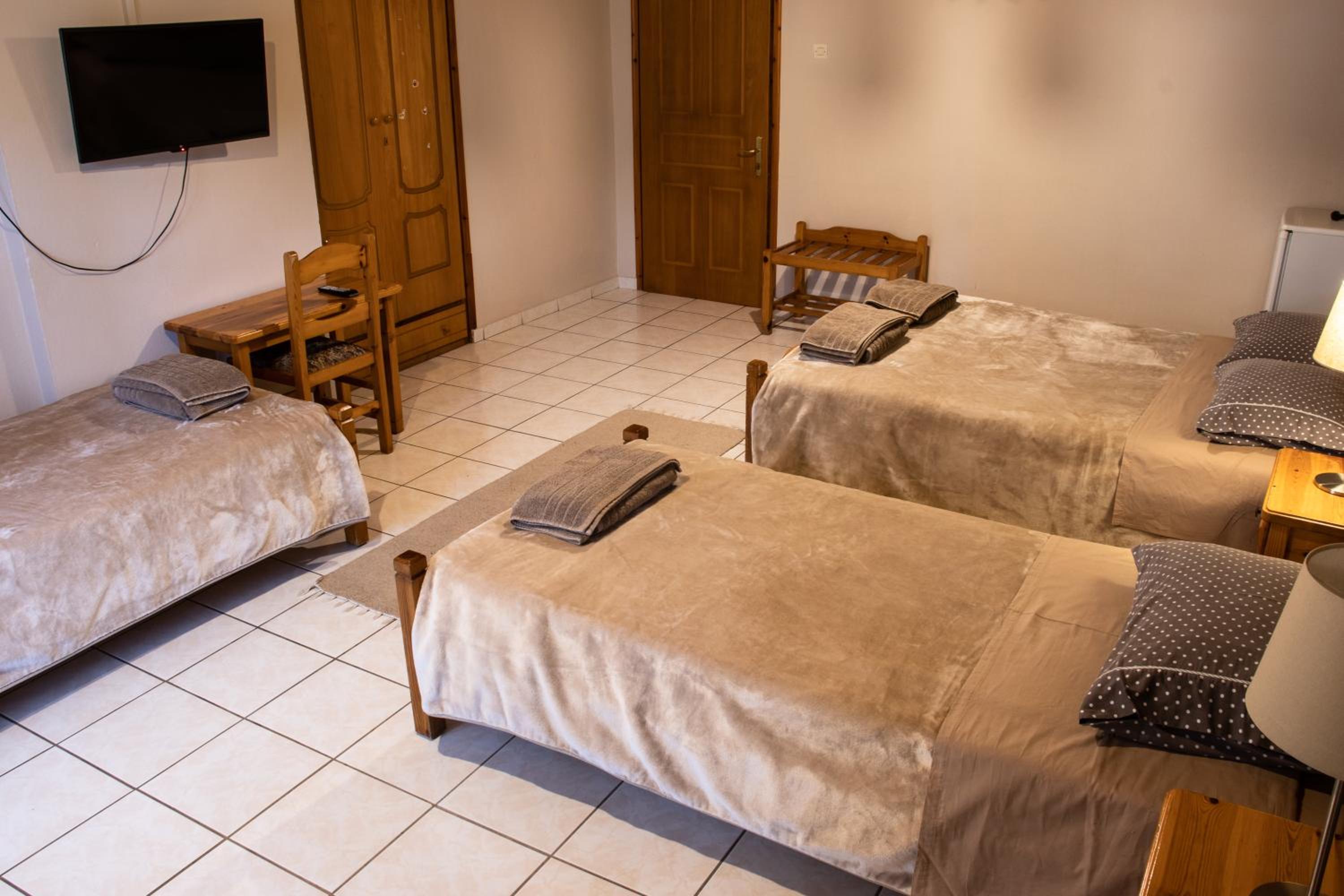 Standard Triple Room photo 1