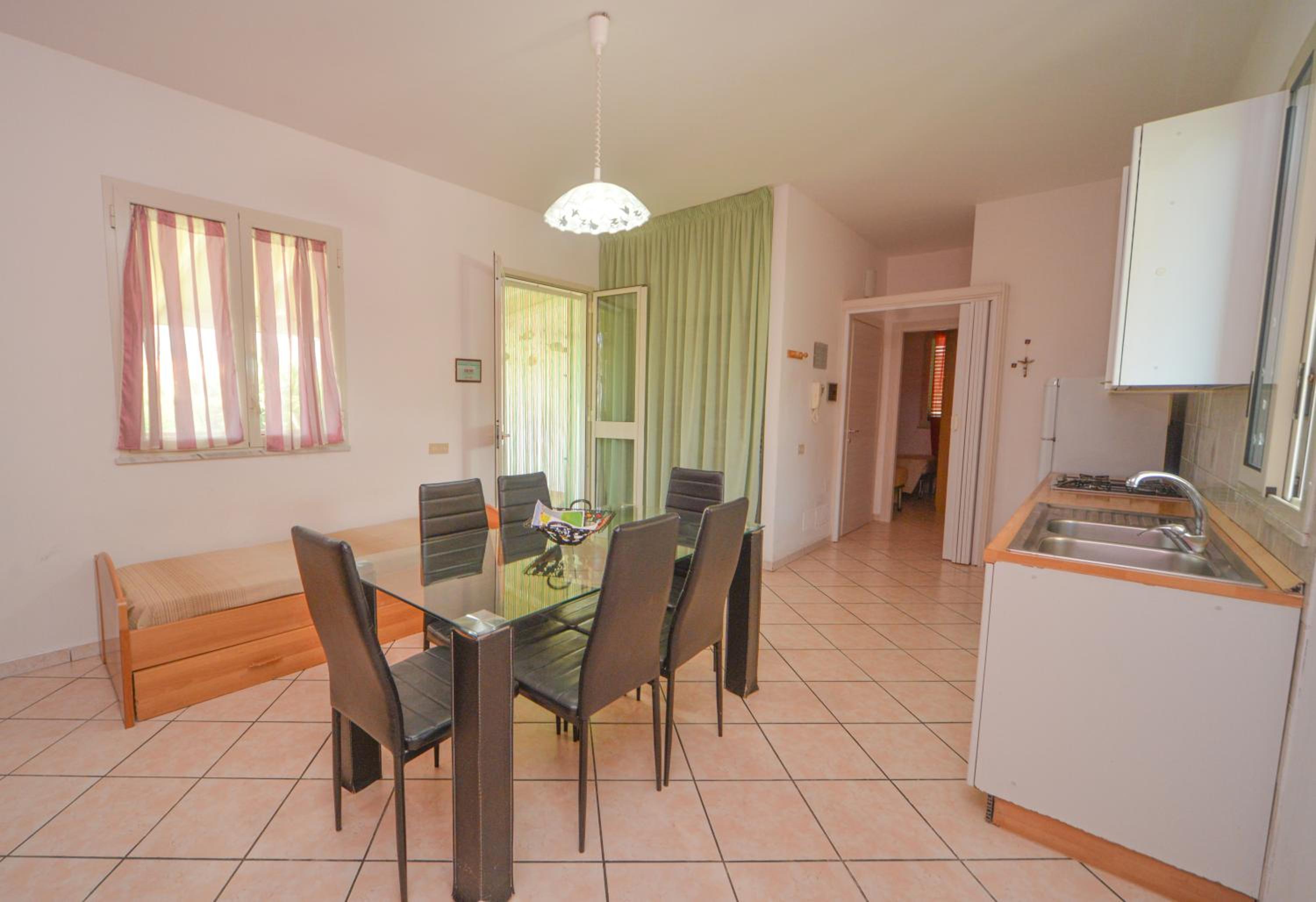 Two-Bedroom House photo 2