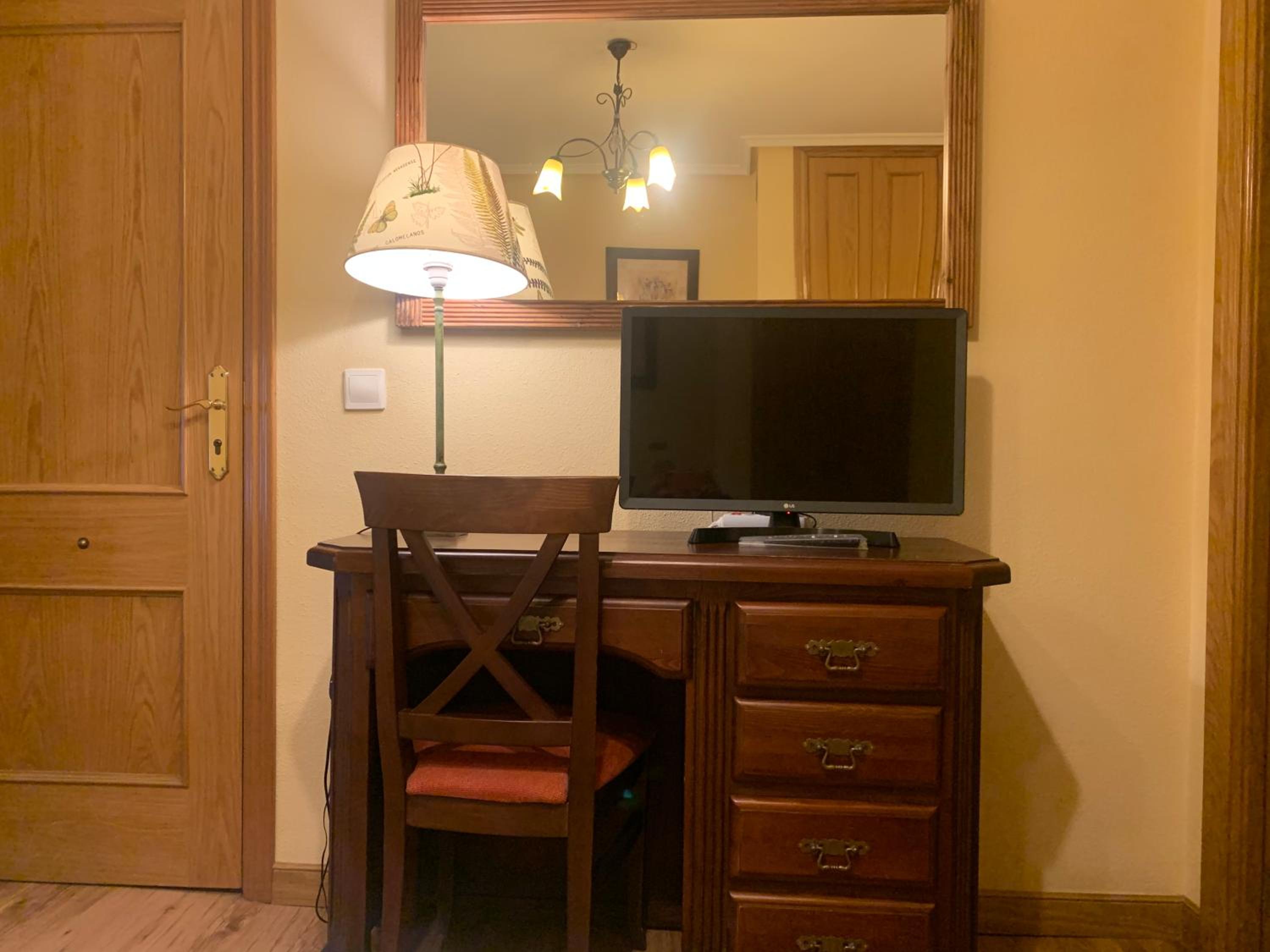 Family Room - Photo 1