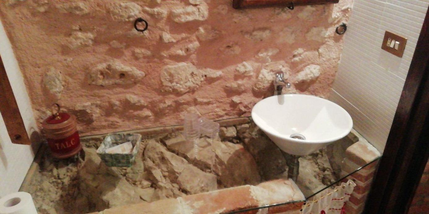 One-Bedroom Apartment (2 Adults) photo 2