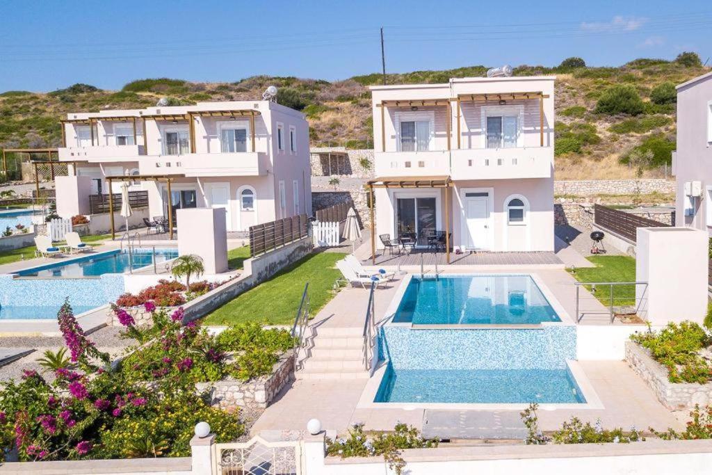 Two-Bedroom Villa photo 2