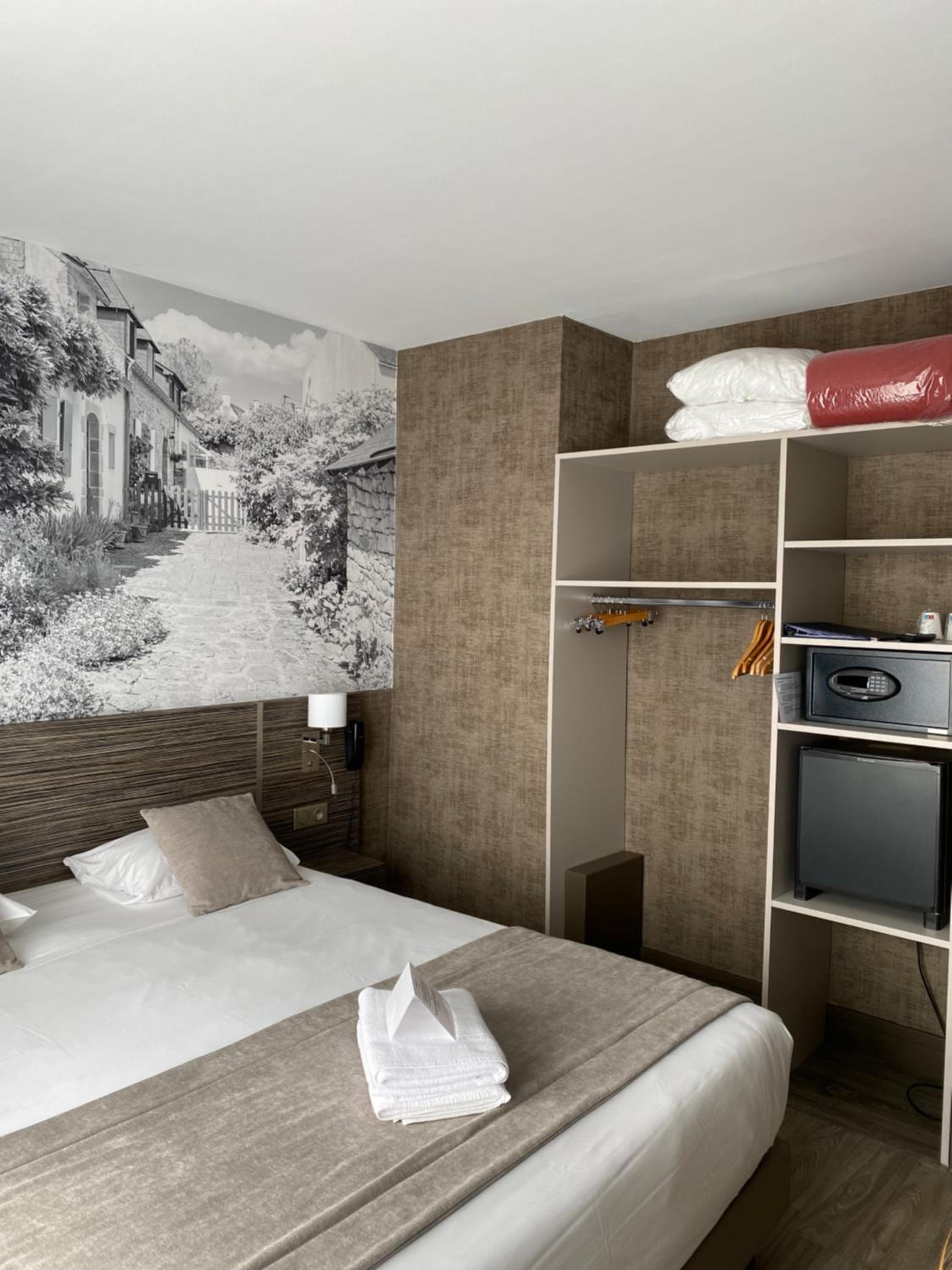 Elegance Double Room with Sea View - Photo 4