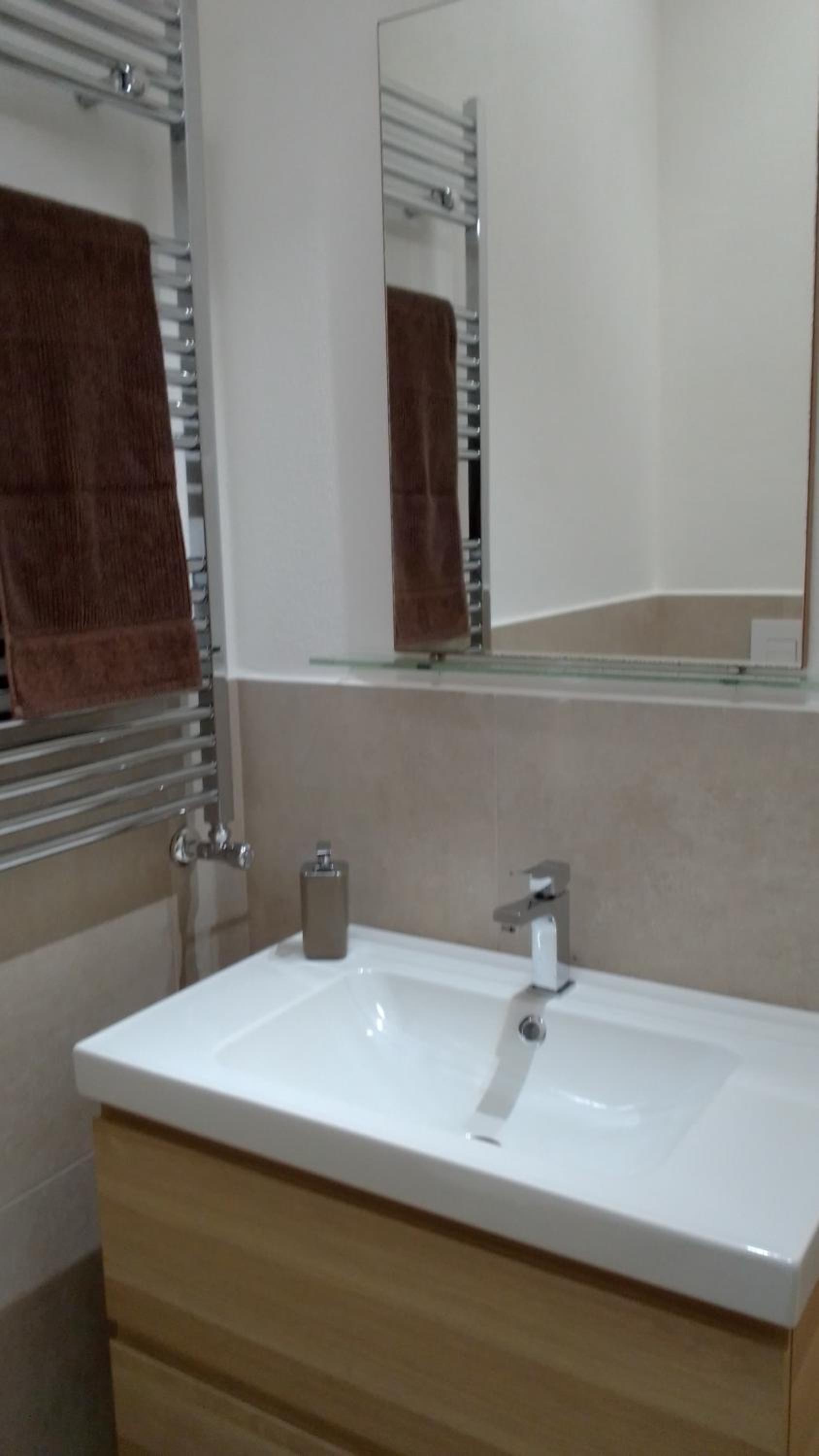 Deluxe King Room photo 2