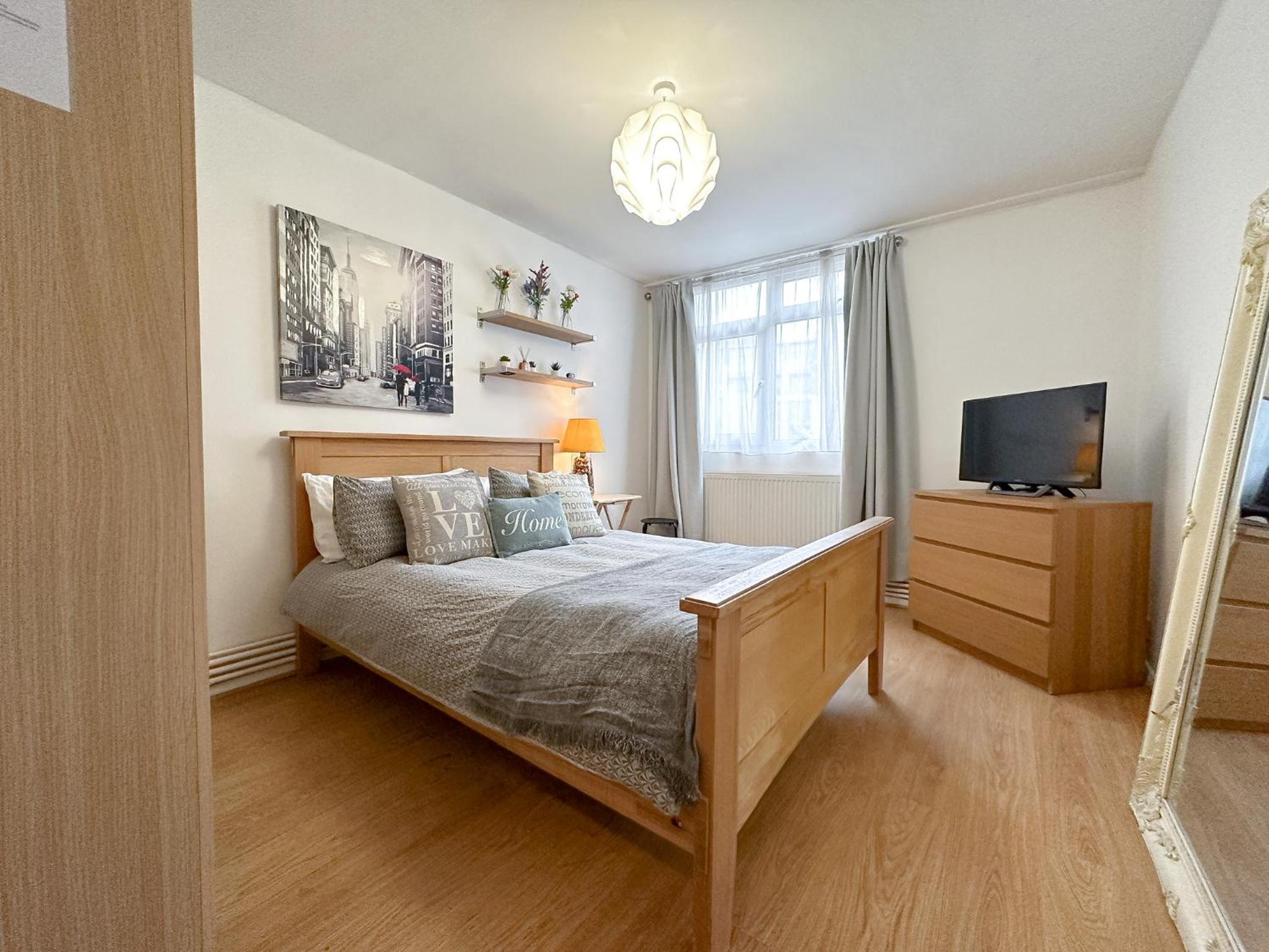 Large Double Room photo 2