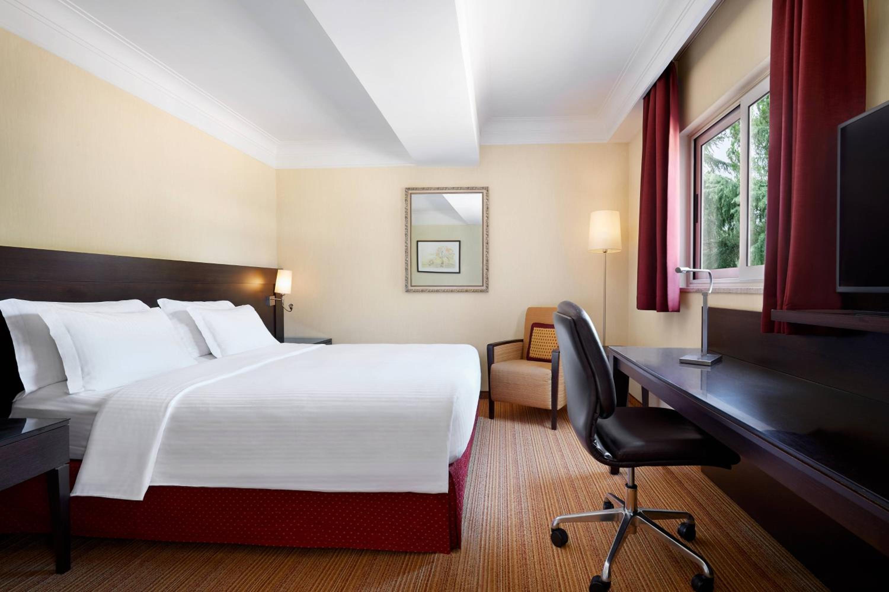 Classic, Guest room, 1 King