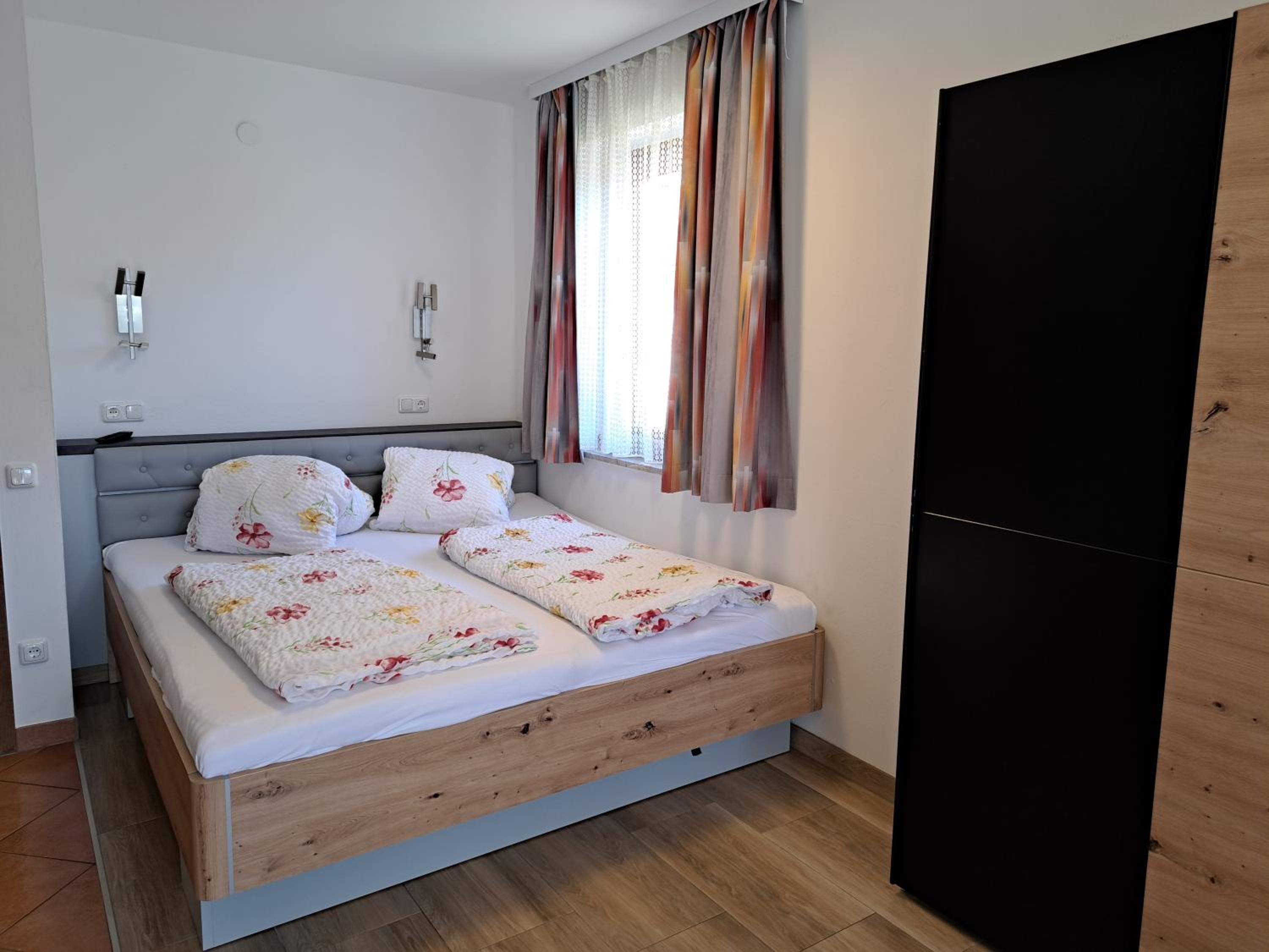 Apartment with Balcony - Photo 1