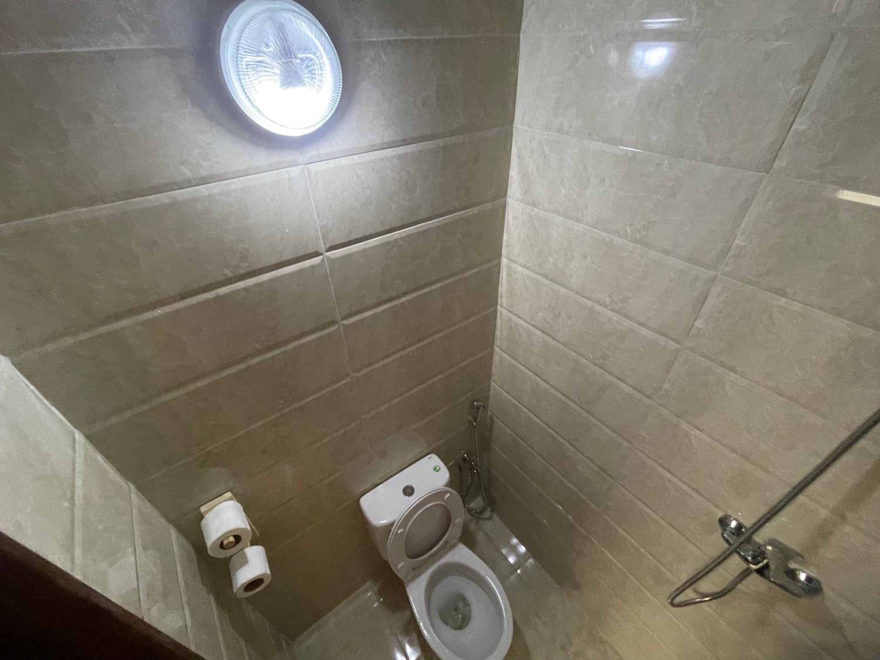 Quadruple Room with Private Bathroom photo 2