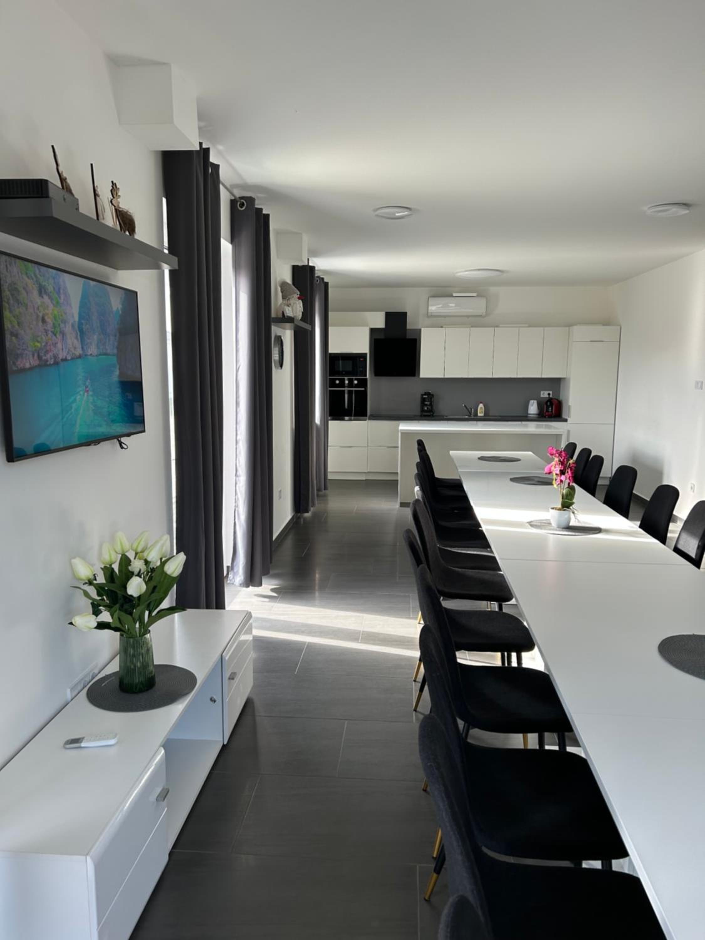 Apartment - Photo 4