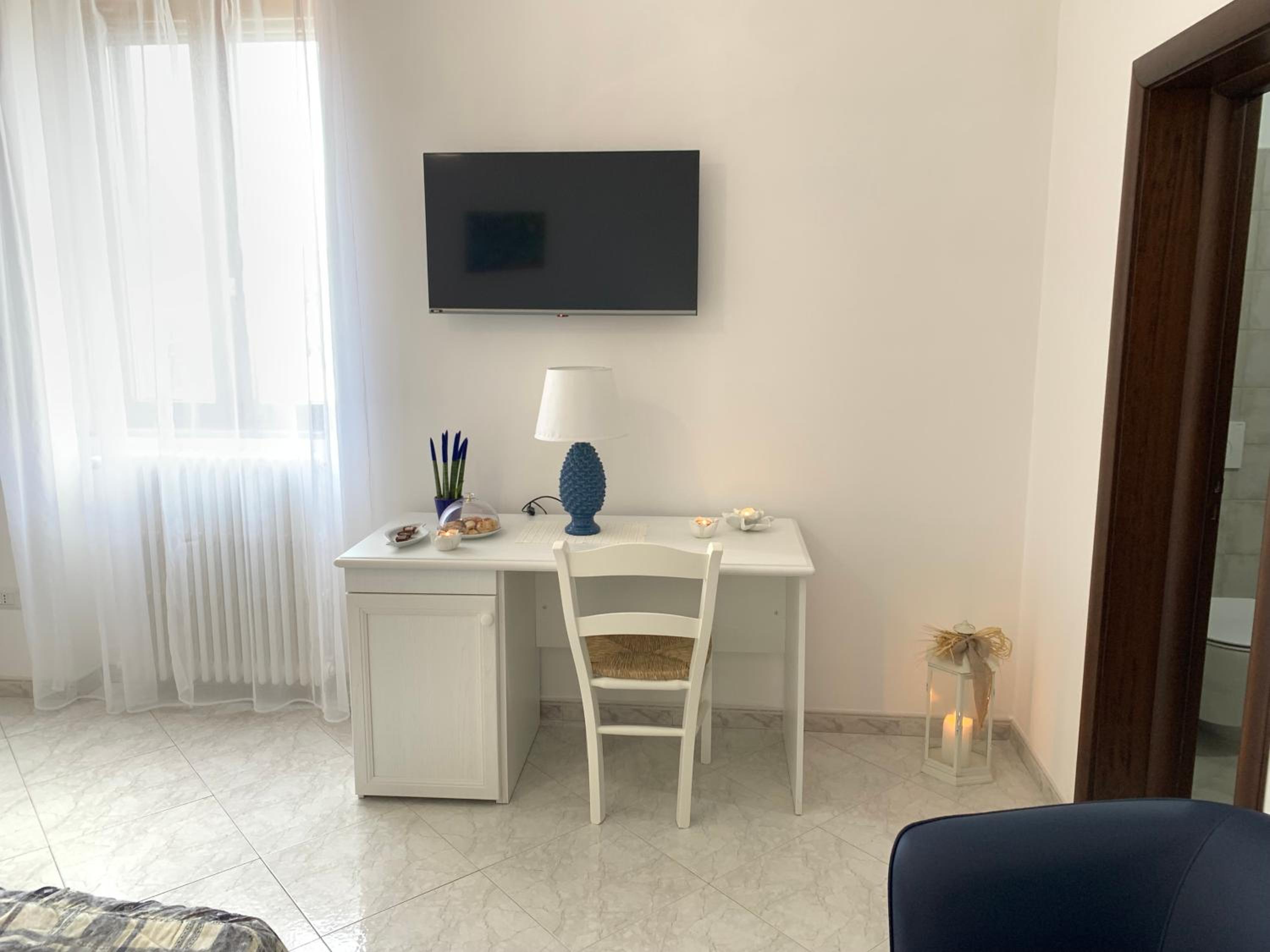 Superior Triple Room - Photo 16