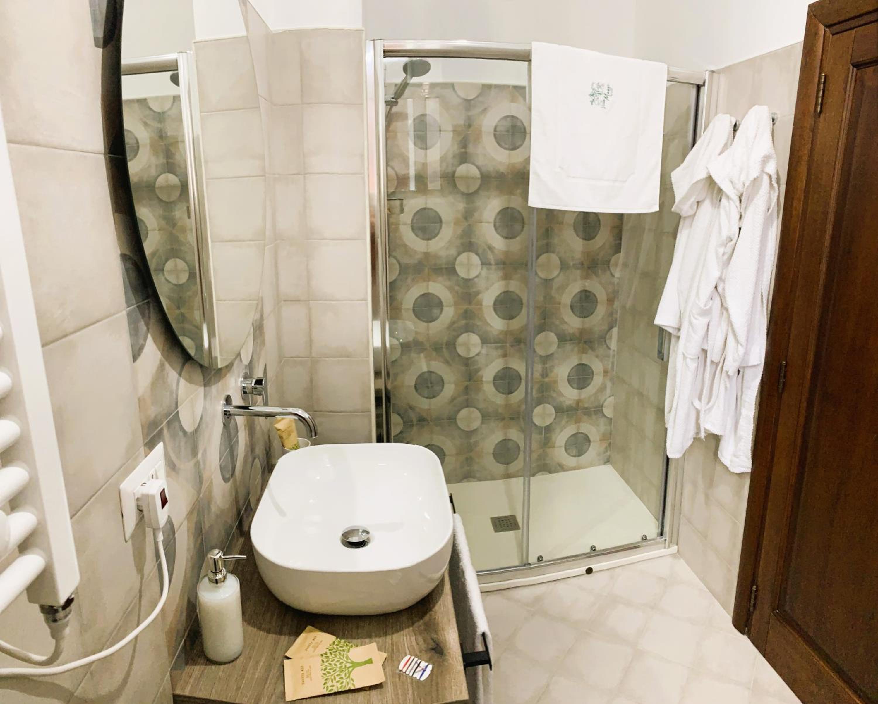 Superior Triple Room - Photo 10