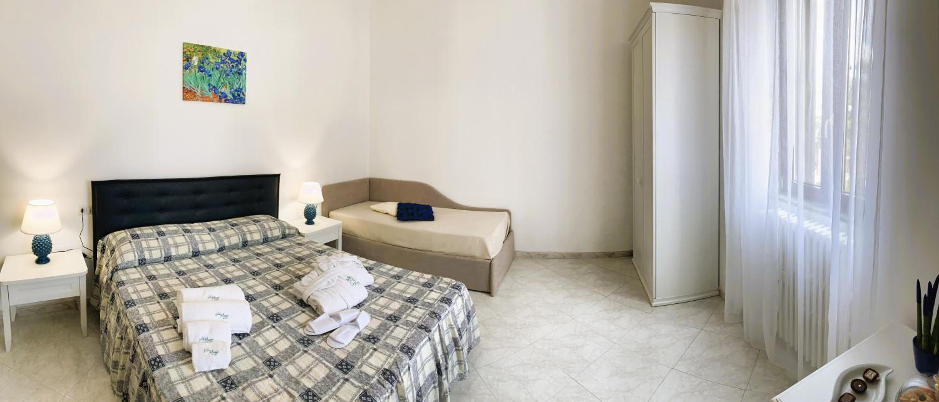 Superior Triple Room - Photo 20