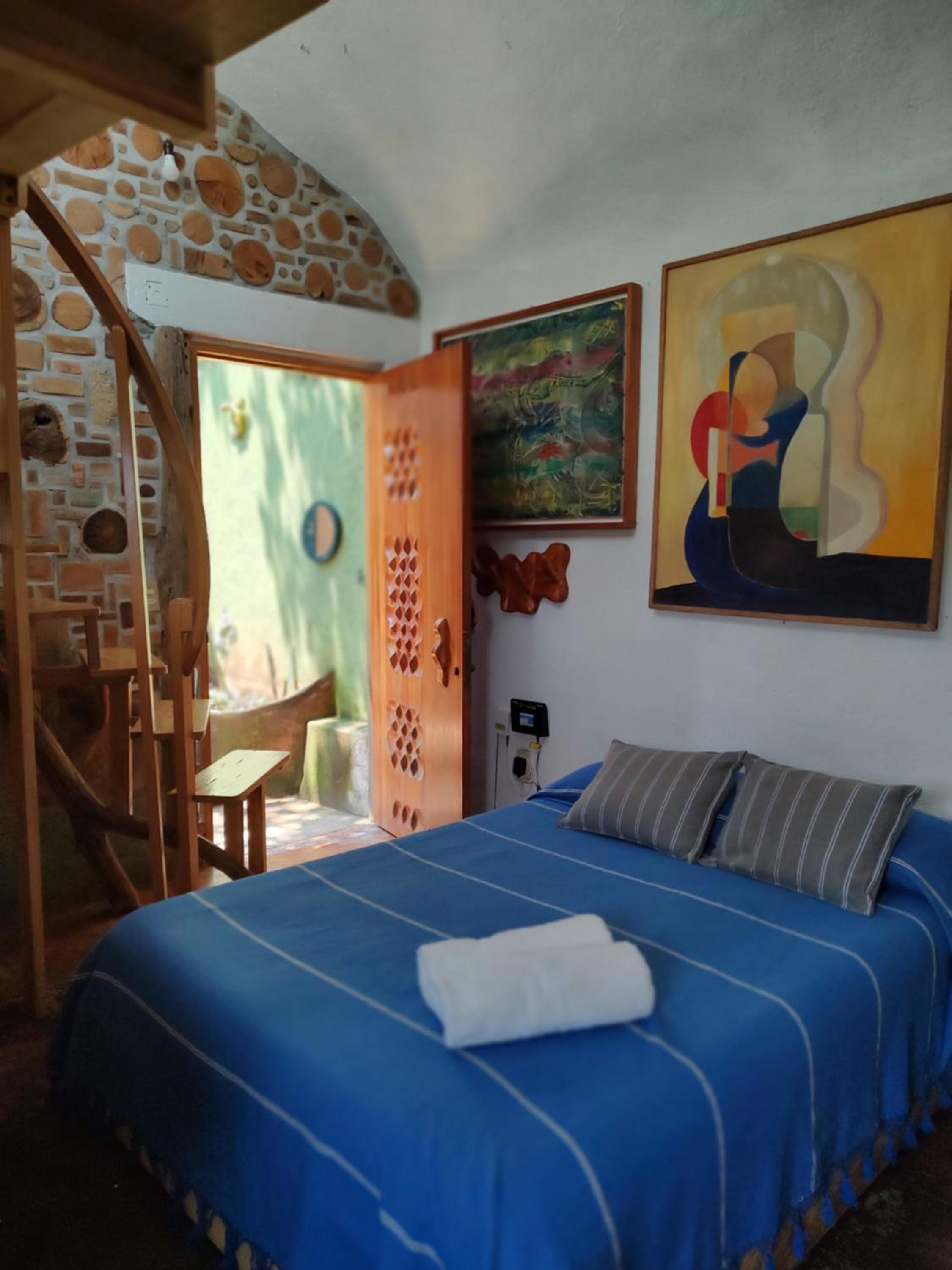 Standard Twin Room with Mountain View photo 1