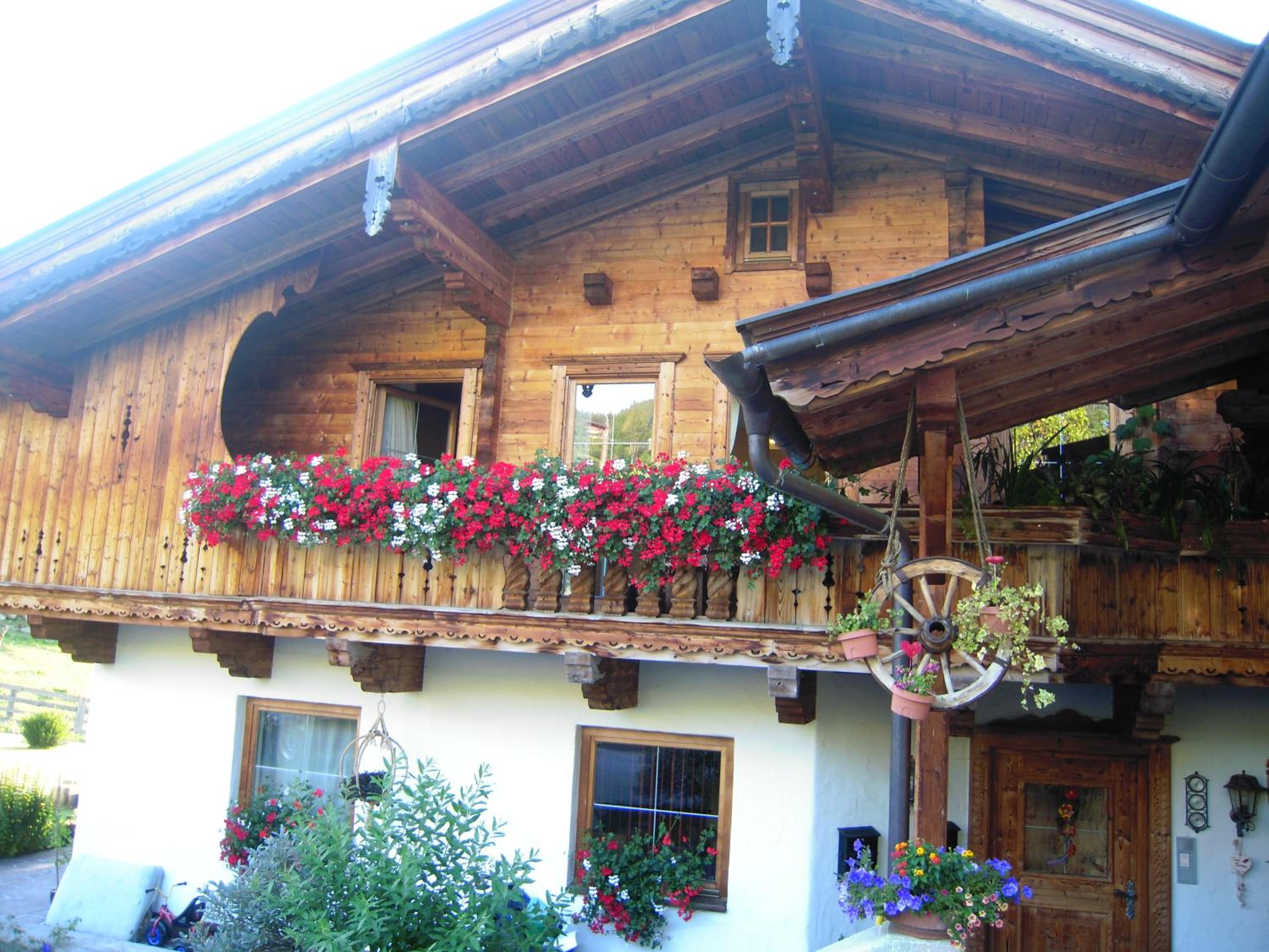 Two-Bedroom Apartment with Balcony - Photo 39