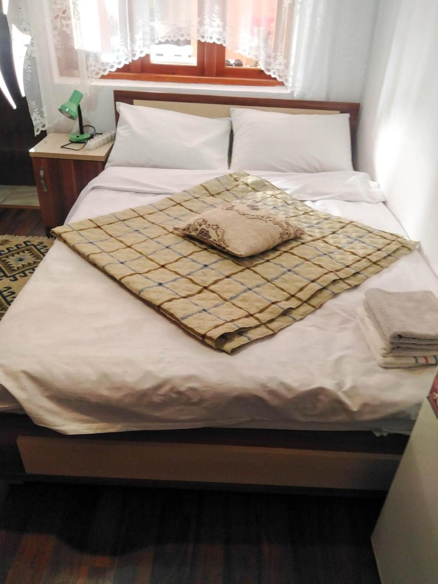 Budget Double Room photo 2