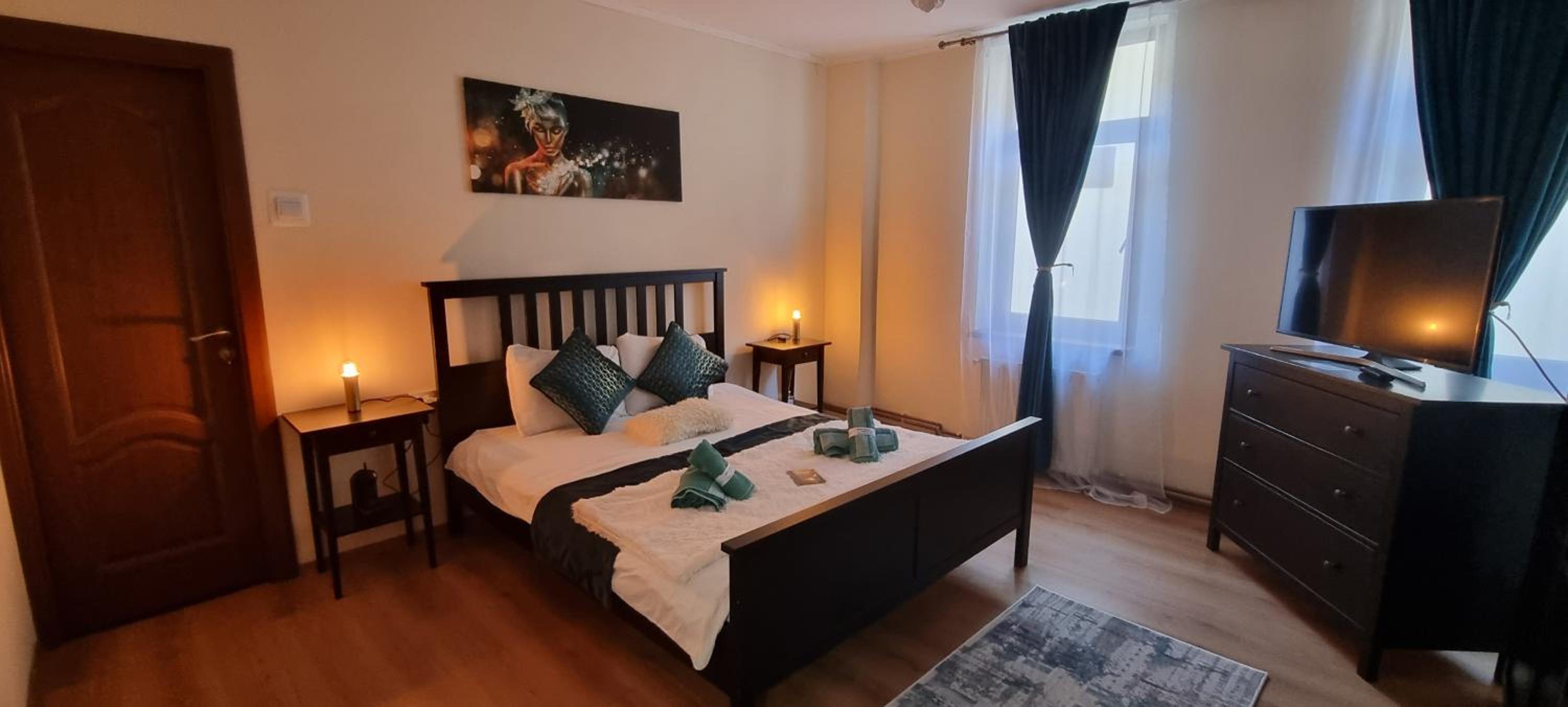 One-Bedroom Apartment - Photo 42
