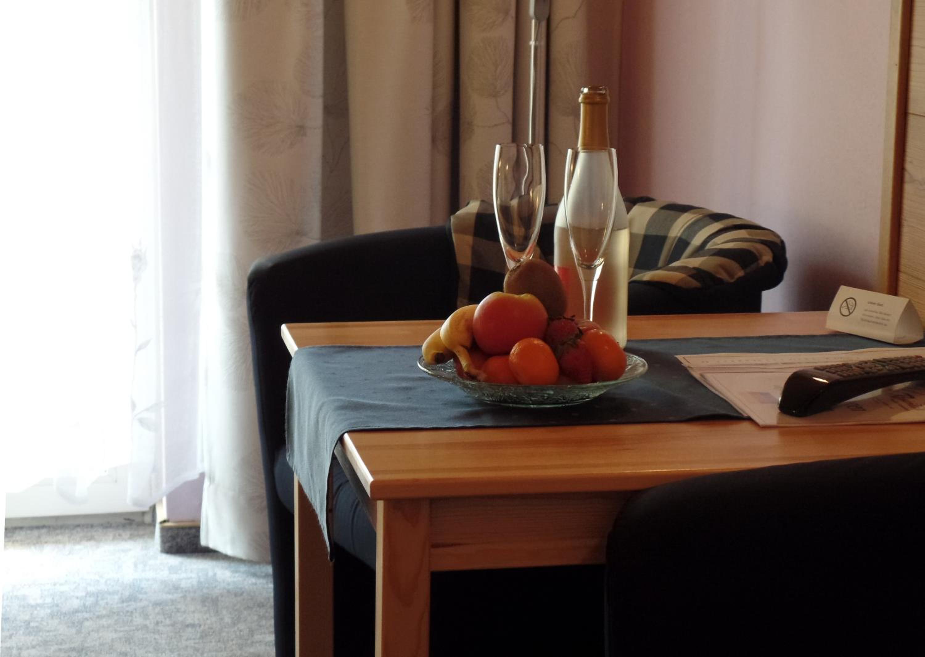 Double Room - Photo 7