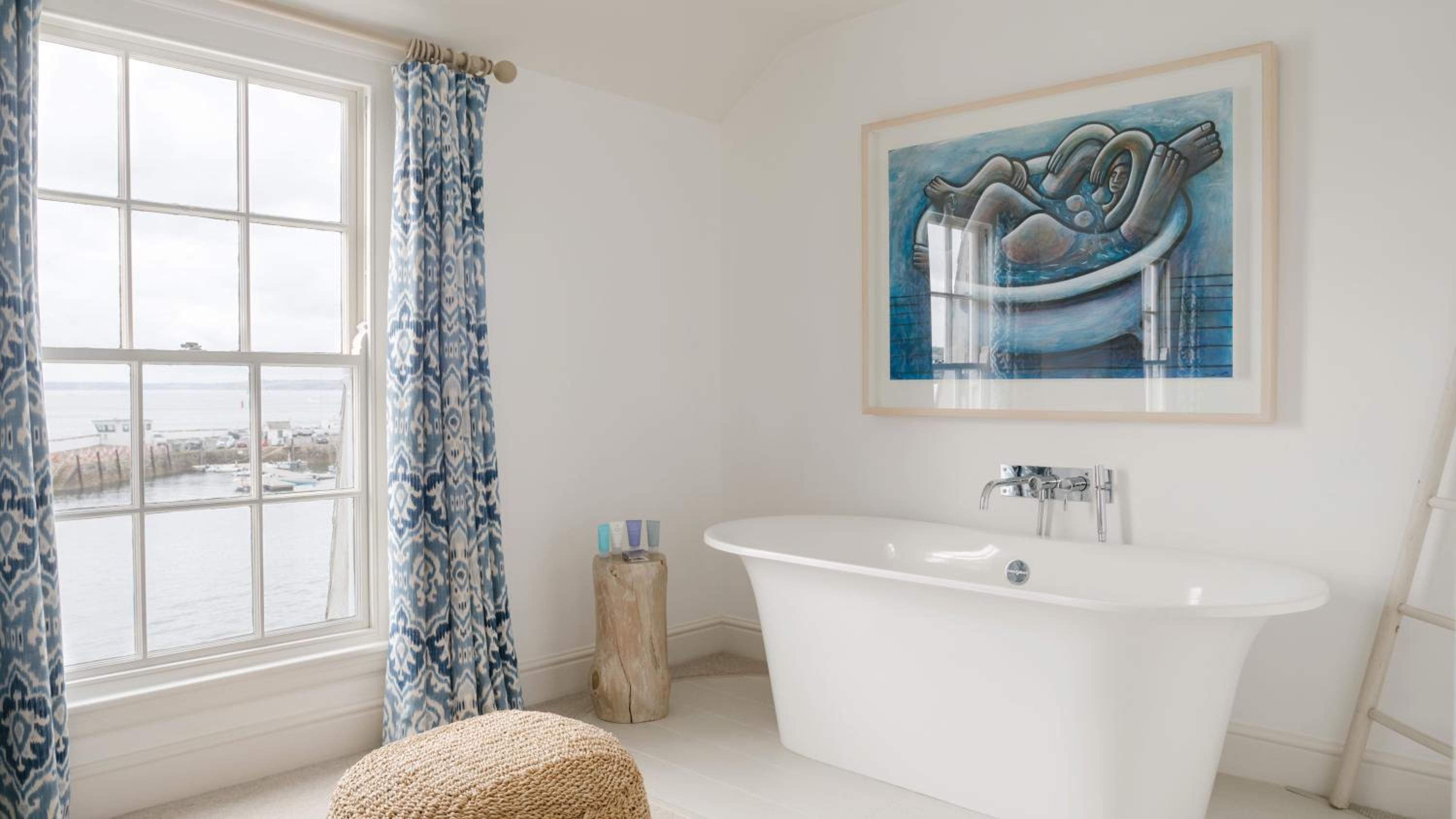 Deluxe Suite with Sea View photo 2