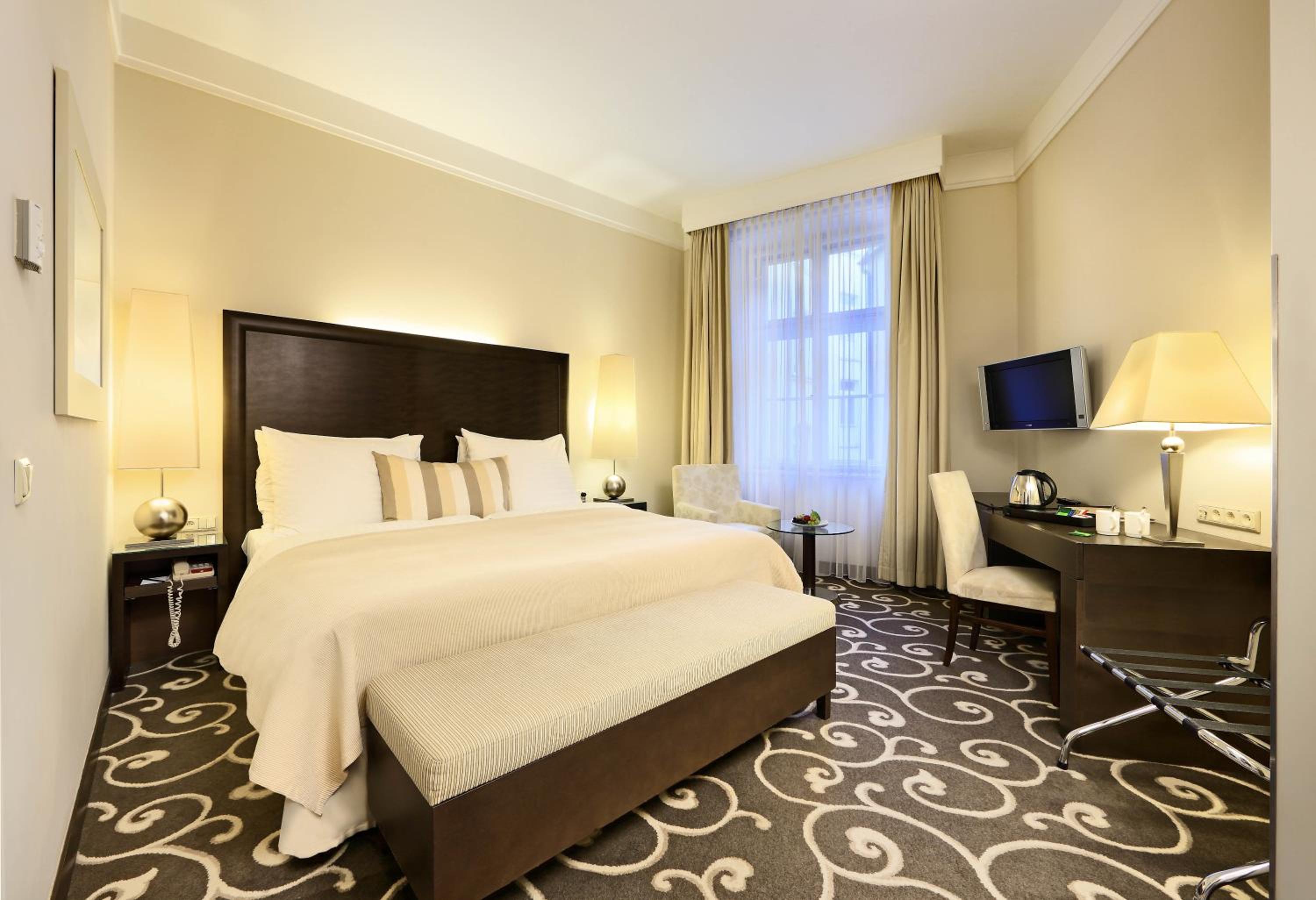 Double or Twin Room - Photo 1