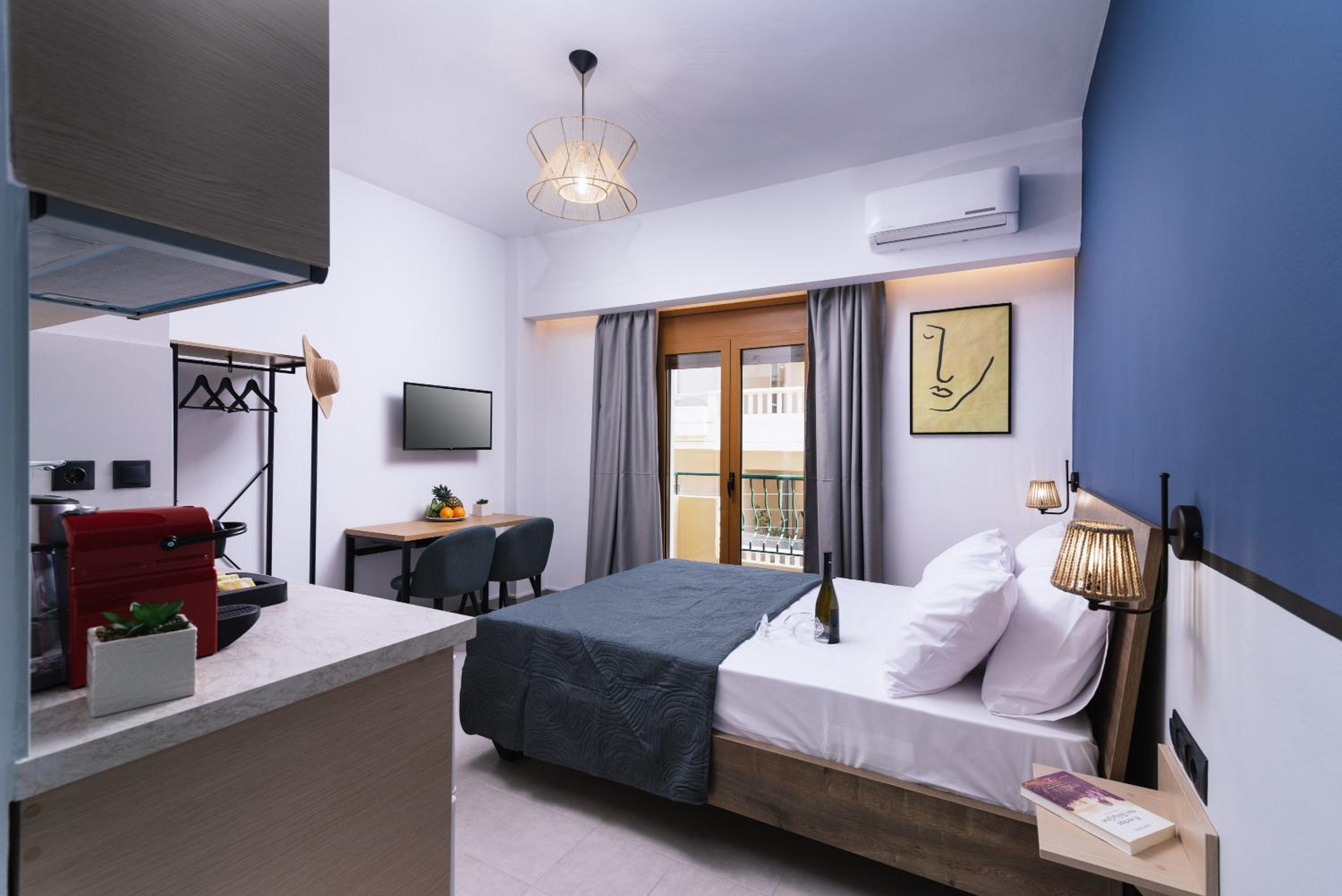 Superior Double Room - Photo 1