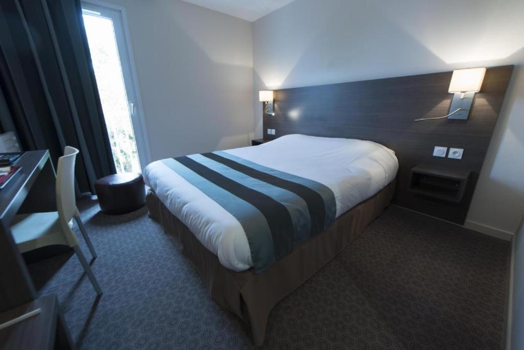 Standard Double Room - Photo 2