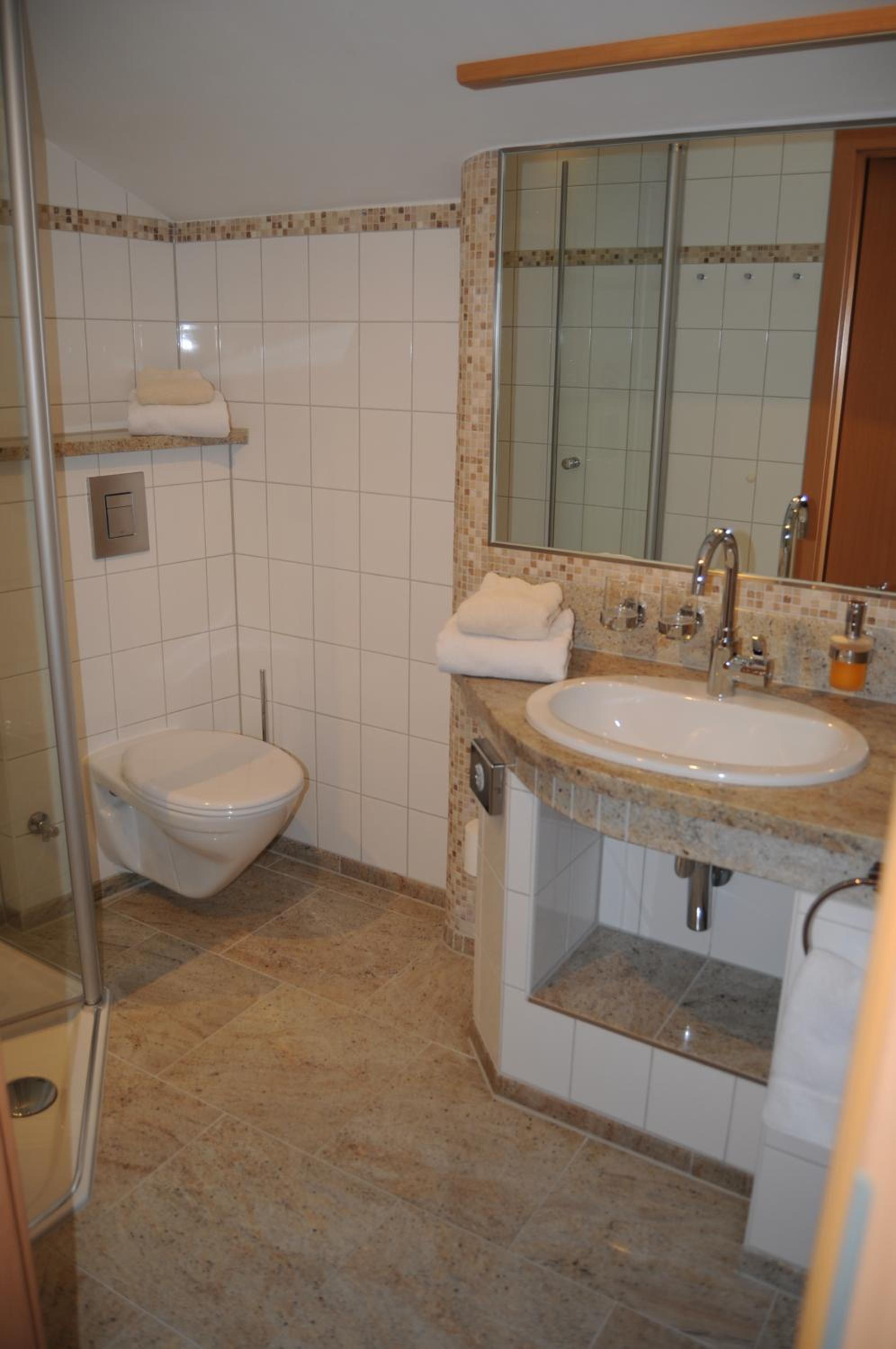 Double or Twin Room photo 2