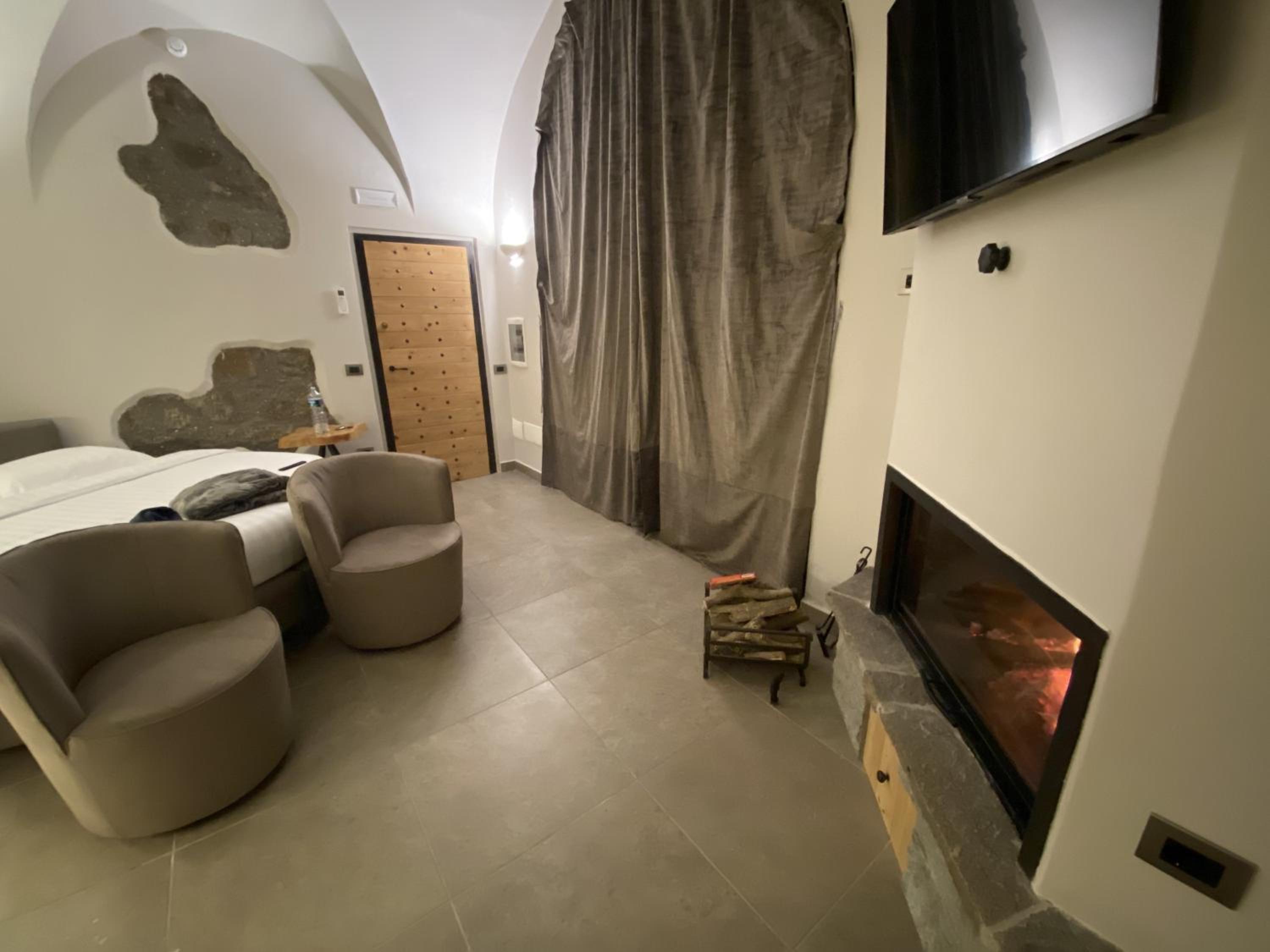 King Suite with Spa Bath
