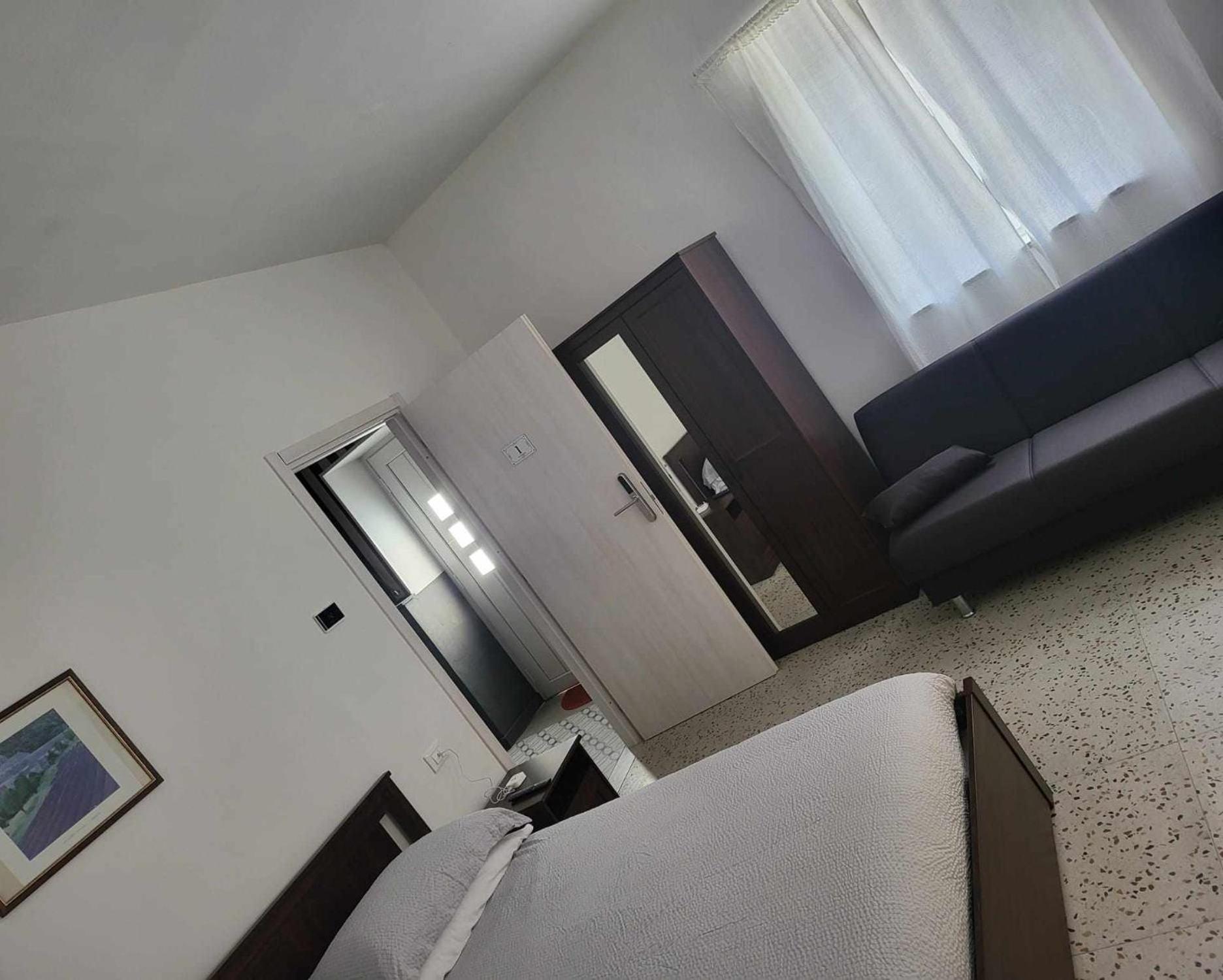 Deluxe Double Room - Photo 1