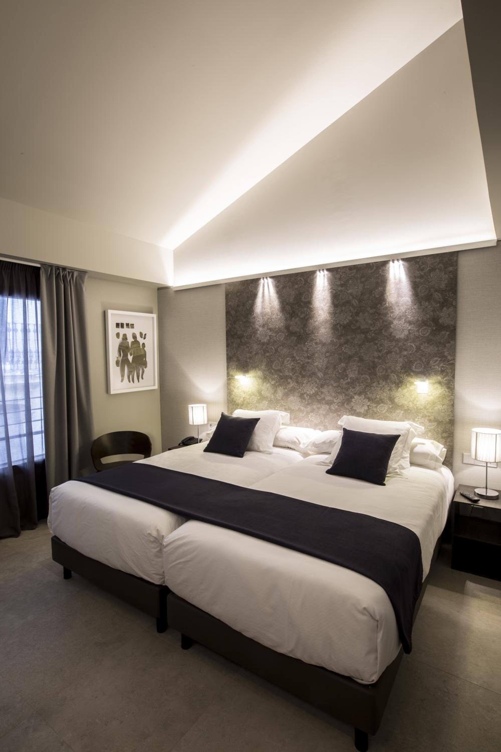 Vincci room with parking