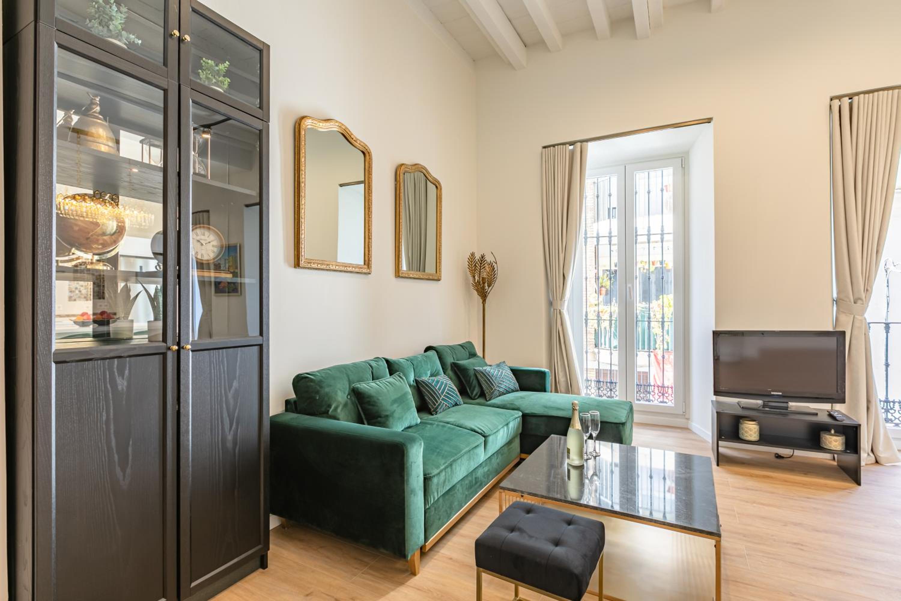Maisonette (Maisonette)