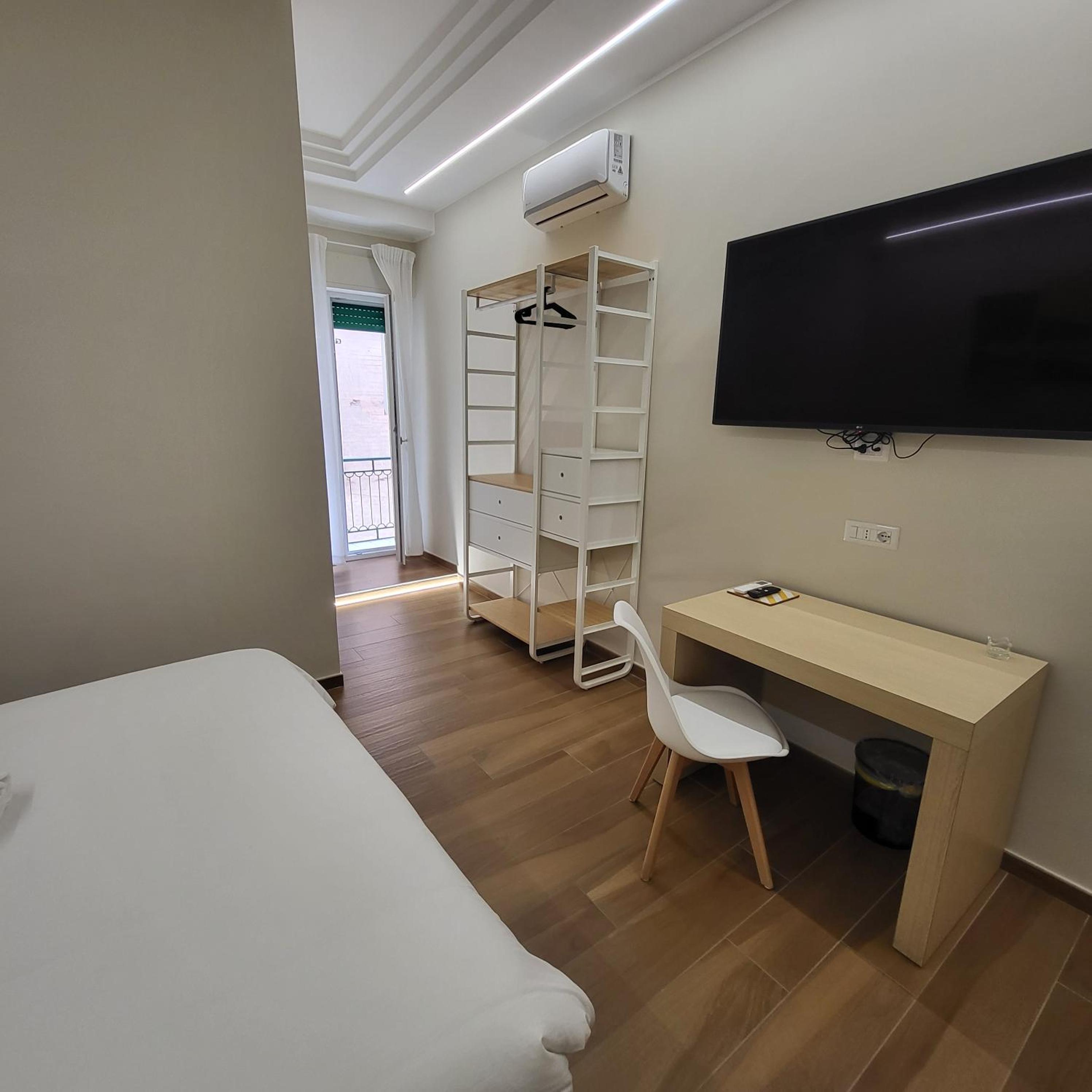 Double Room with Balcony photo 1