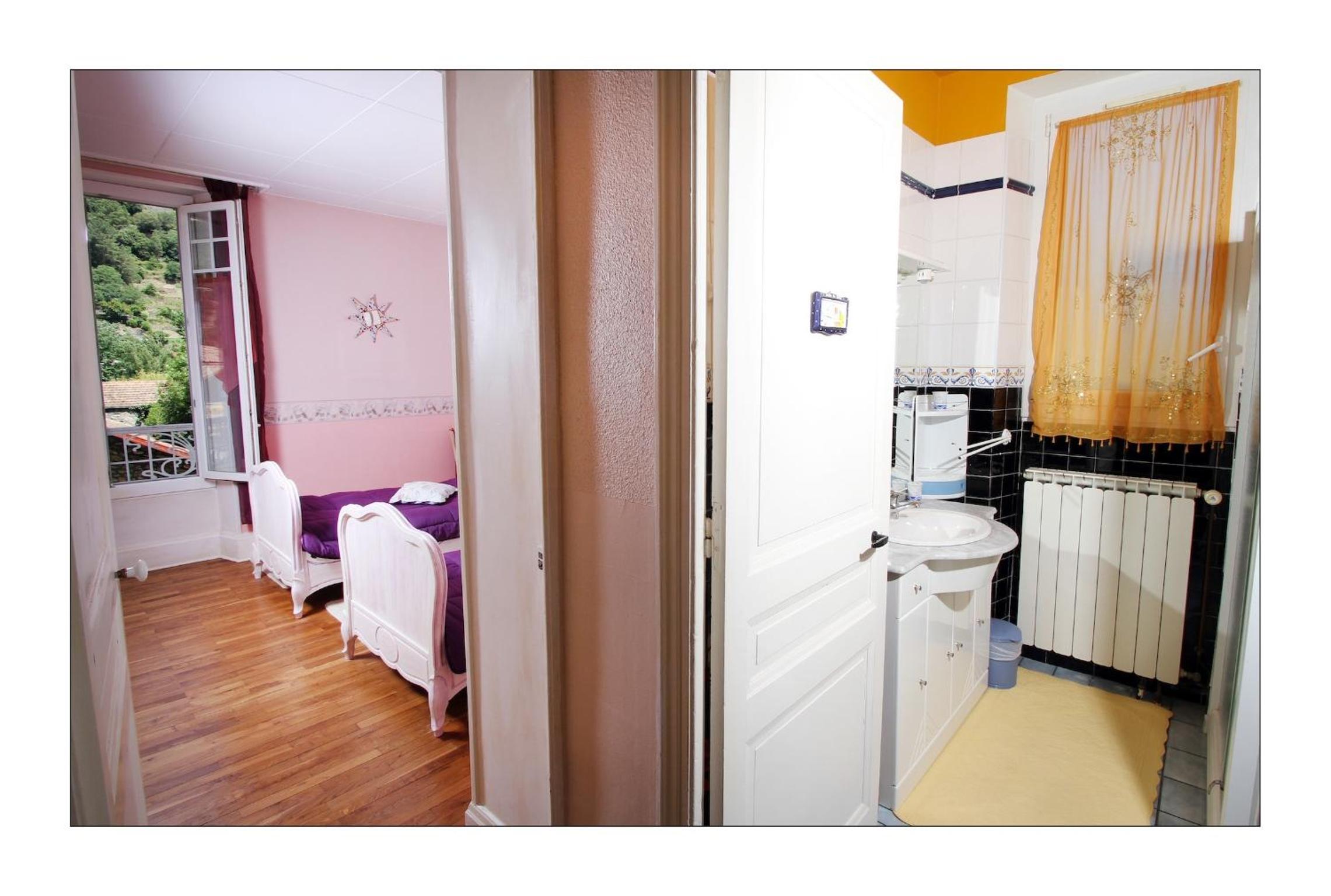 Standard Suite - Photo 5