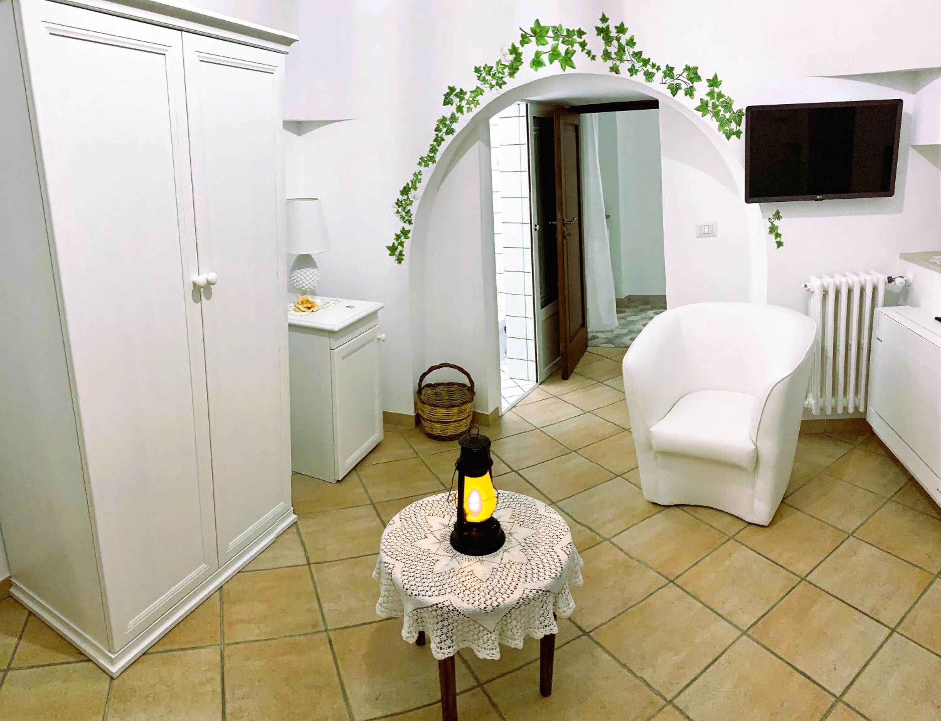 Superior Quadruple Room - Photo 21