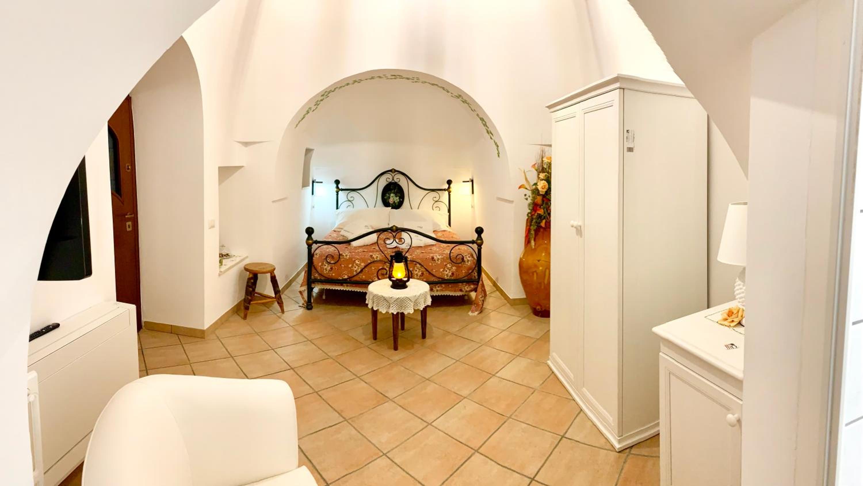 Superior Quadruple Room - Photo 22