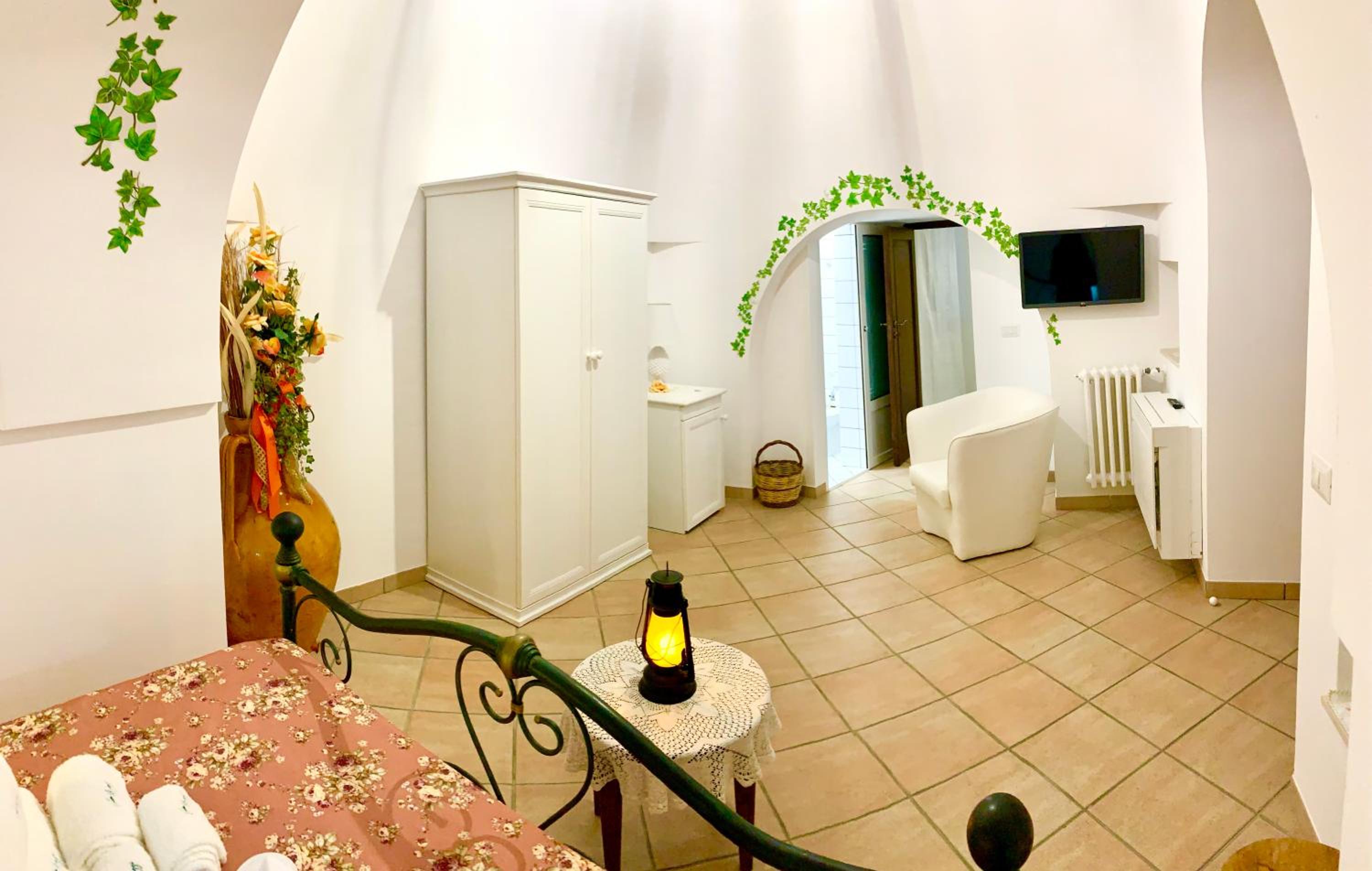 Superior Quadruple Room - Photo 23