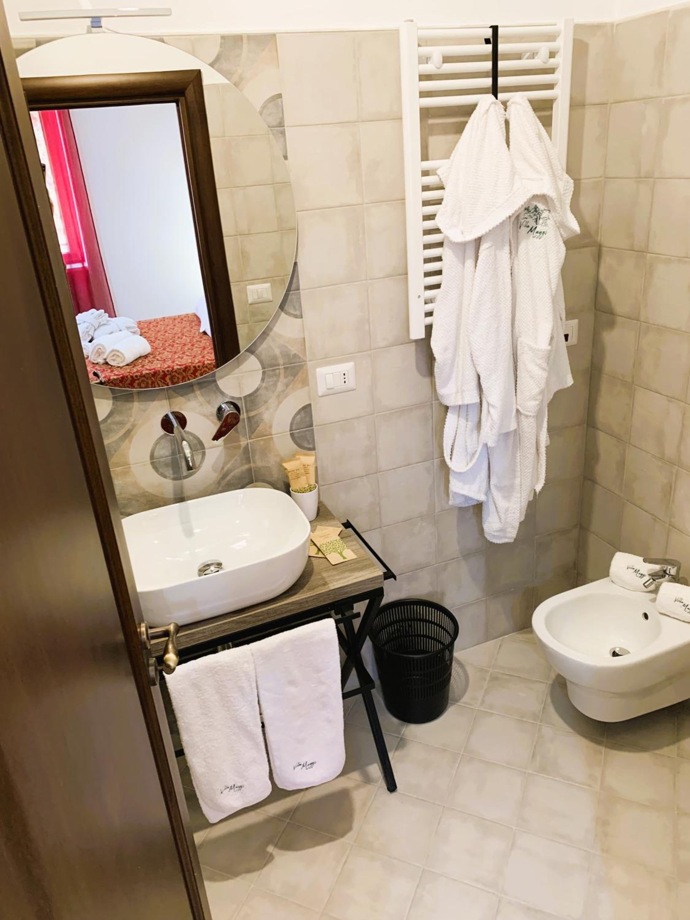 Superior Triple Room - Photo 4