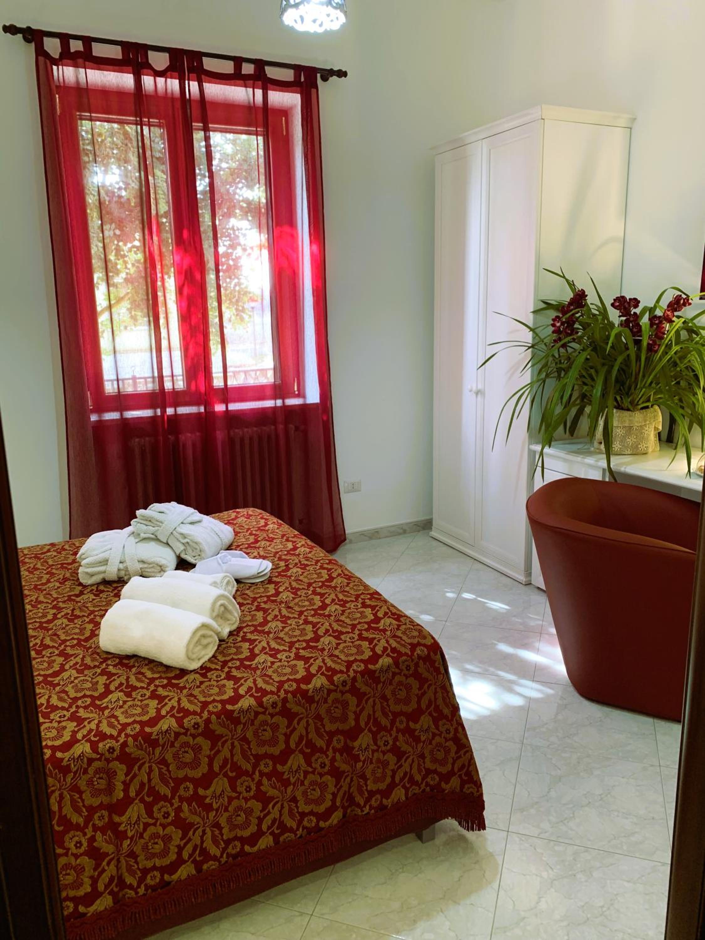 Superior Triple Room - Photo 30