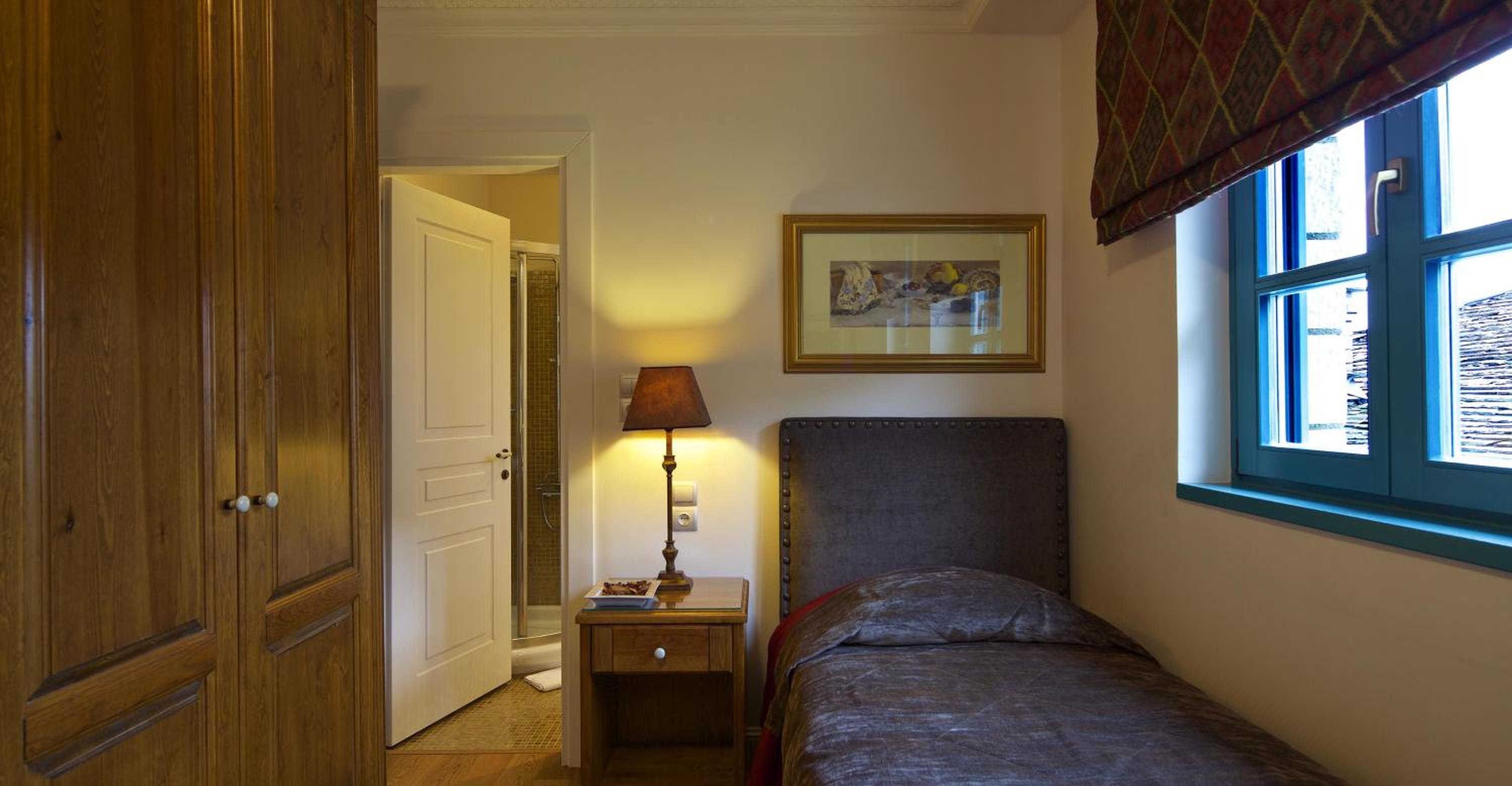 Two-Bedroom Family Villa 100 m² with Fireplace - Photo 12