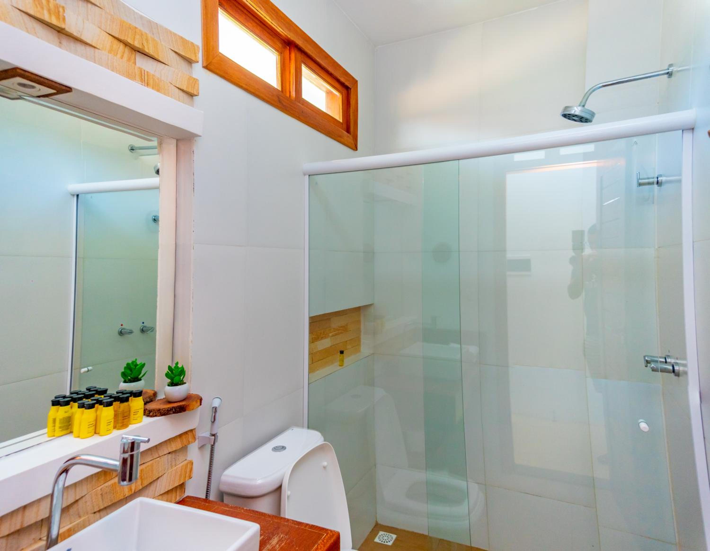 Deluxe Suite - Photo 10