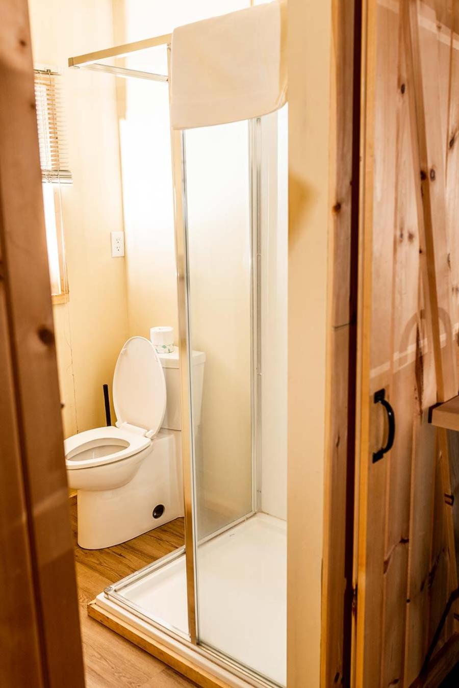 Double Room with Lake View photo 3
