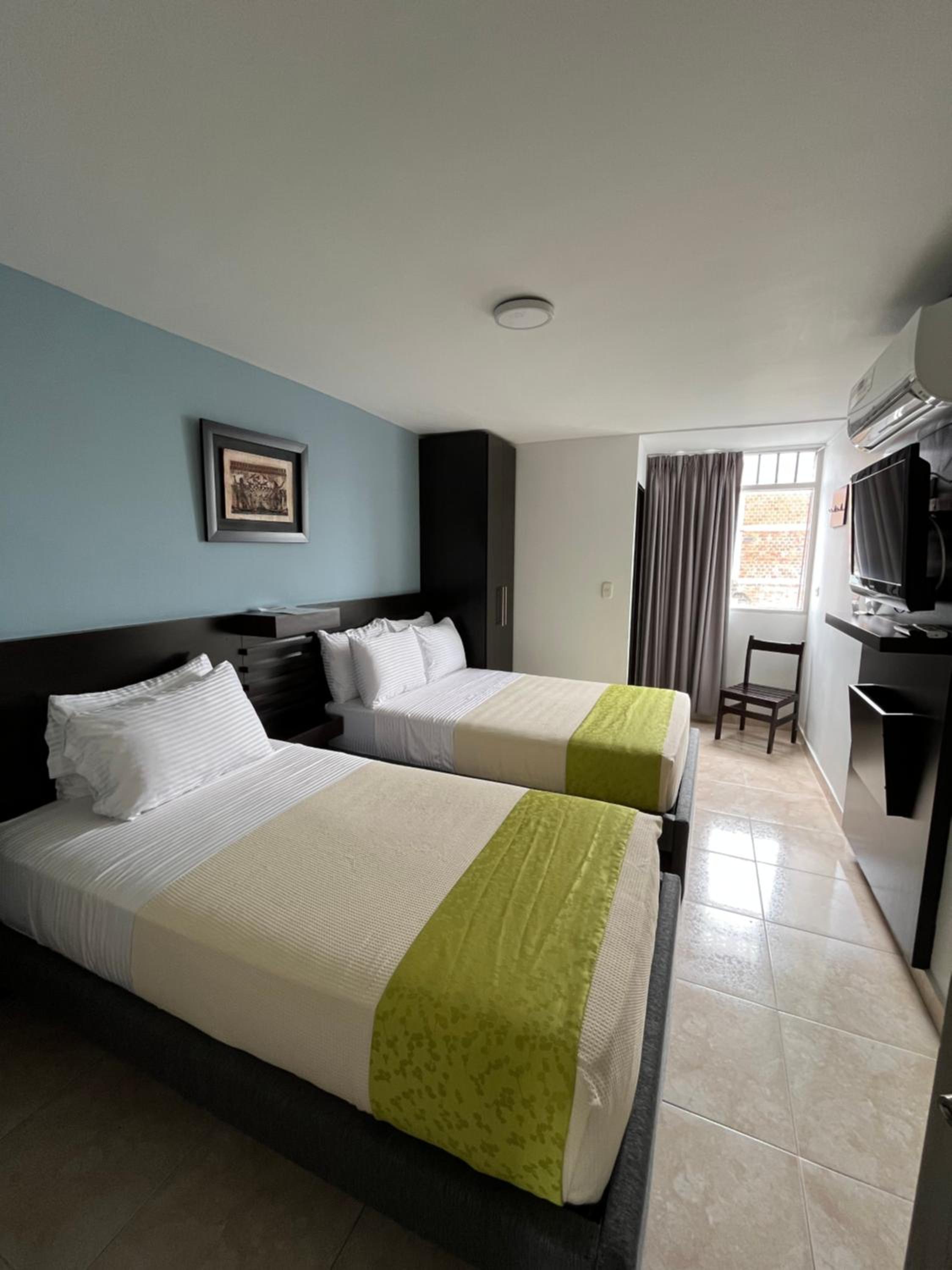 Triple Room